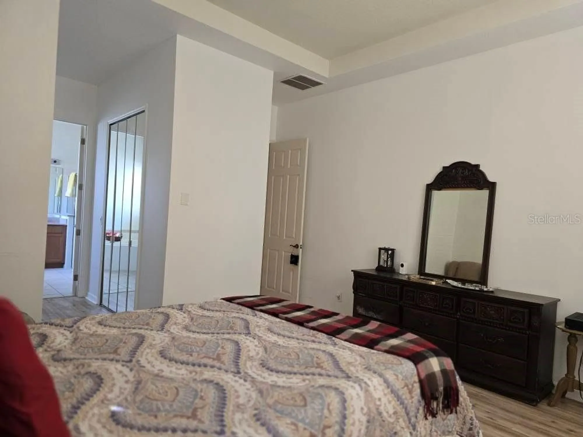 Property Slideshow image 15 of 49 | 108 crescent moon dr, Groveland, FL, 34736