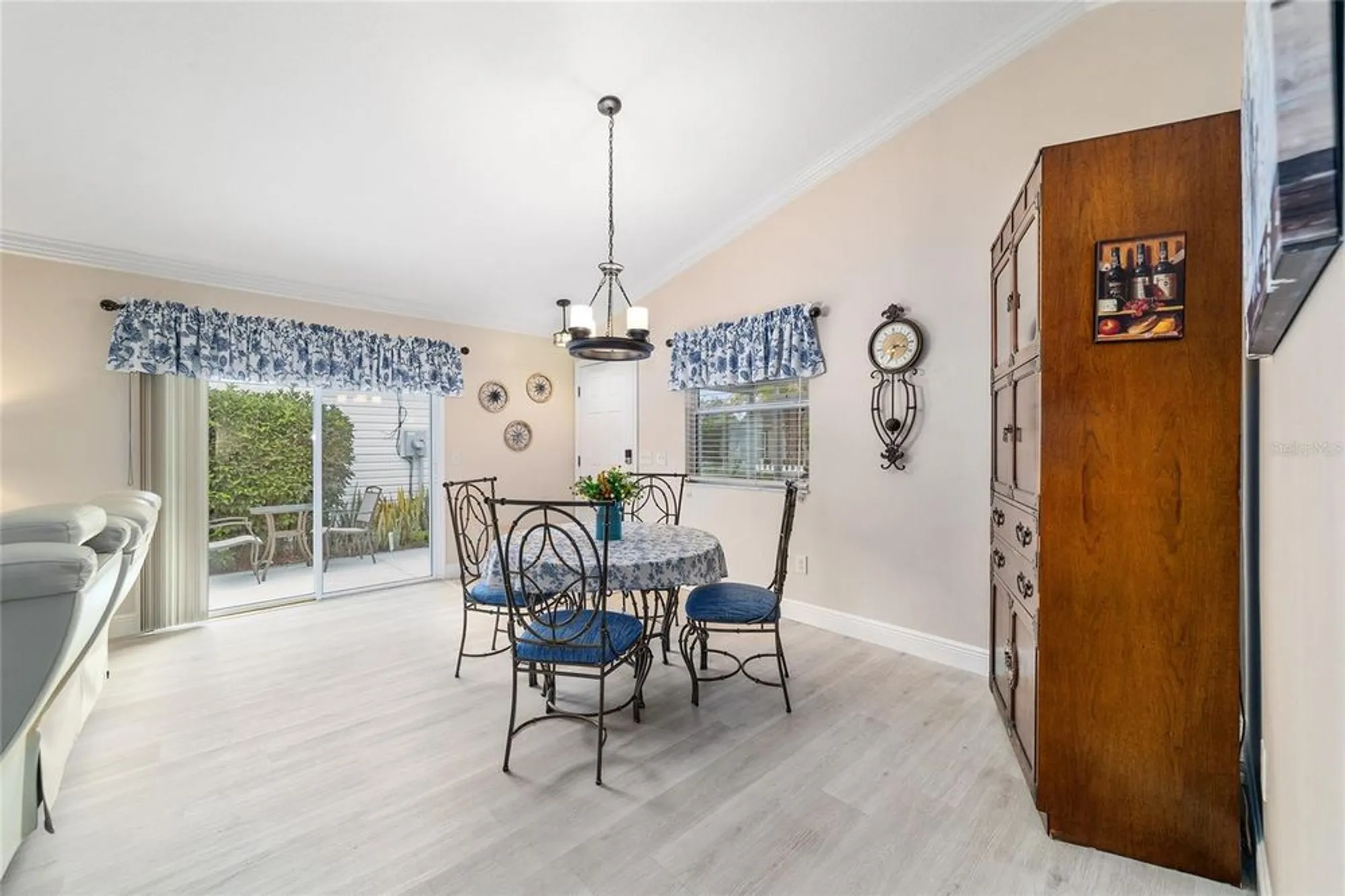 Property Slideshow image 11 of 51 | 2237 jetta way, The Villages, FL, 32162