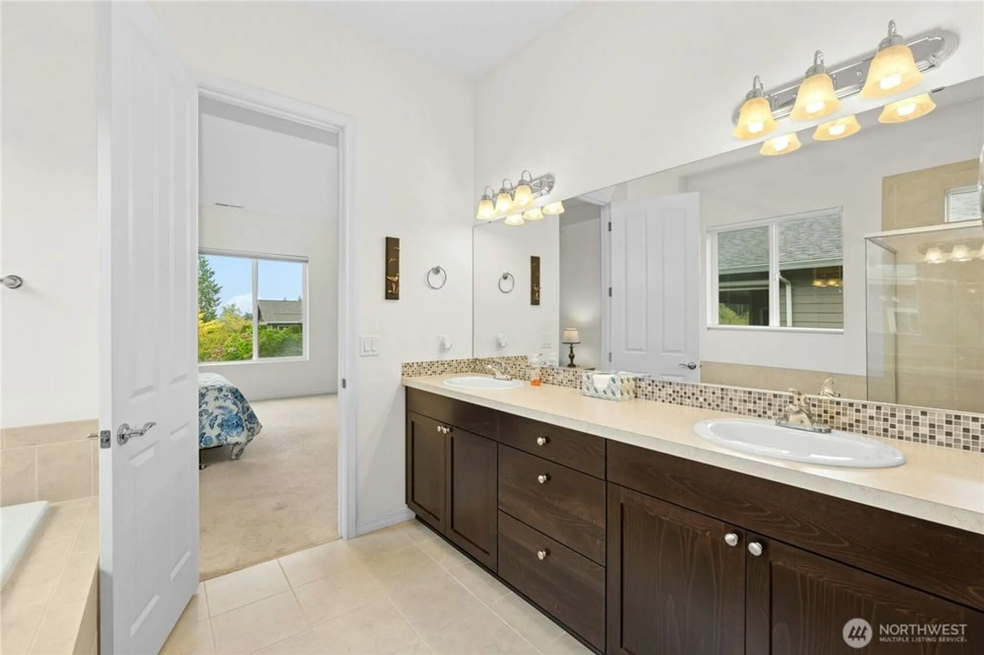 Property Slideshow image 19 of 38 | 5206 waldron dr, Lacey, WA, 98516