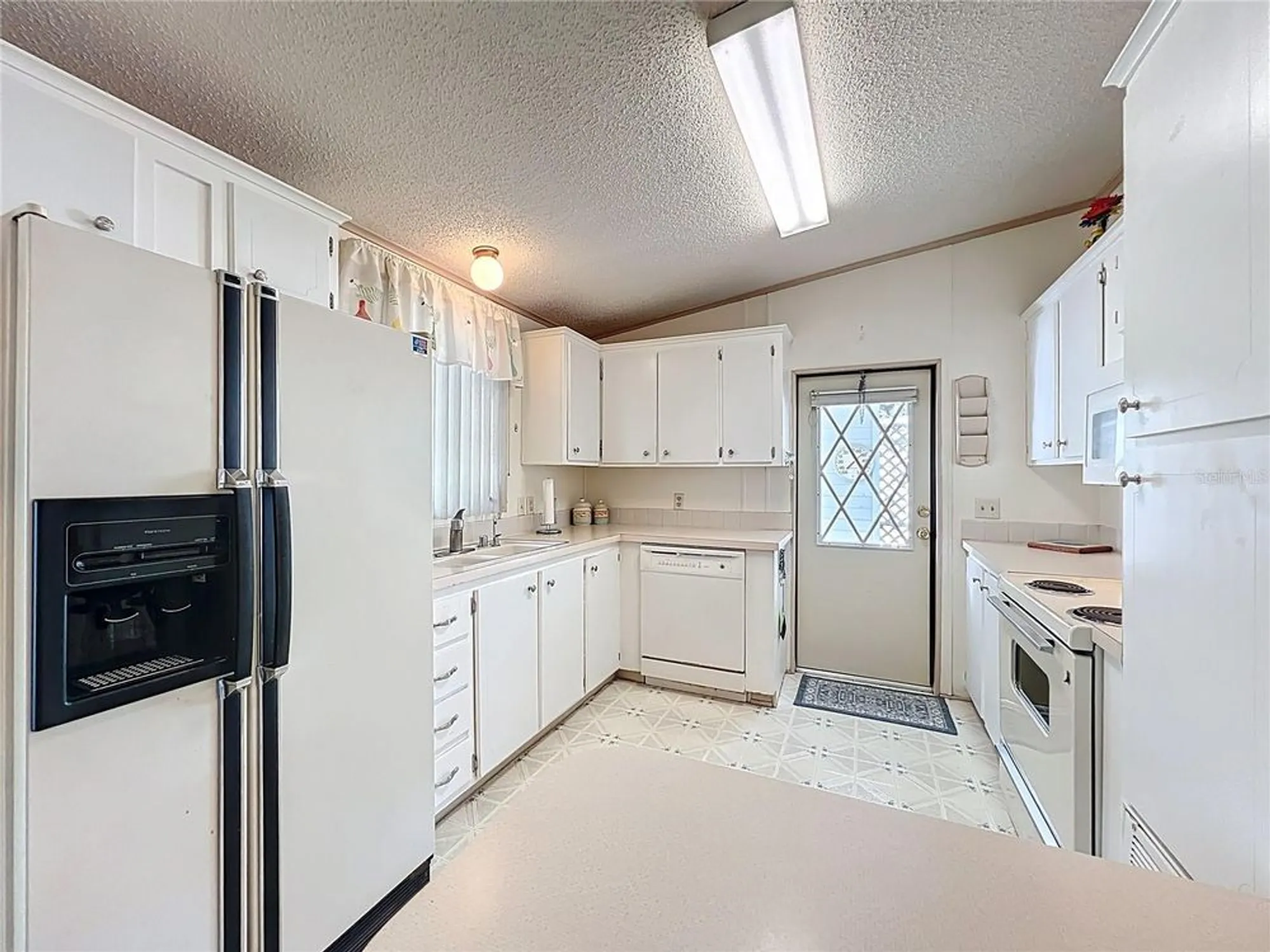 Property Slideshow image 16 of 45 | 25125 bellevue, Leesburg, FL, 34748