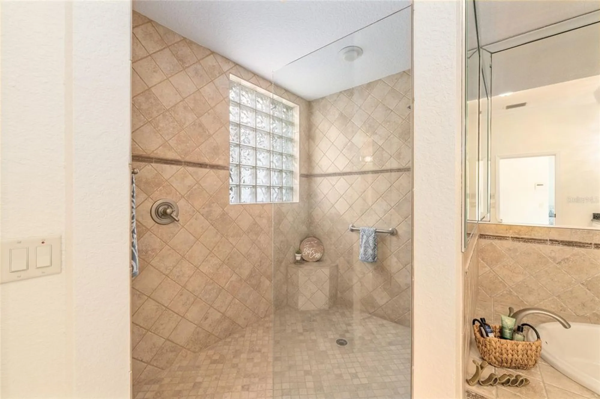 Property Slideshow image 46 of 82 | 1345 harley cir, The Villages, FL, 32162
