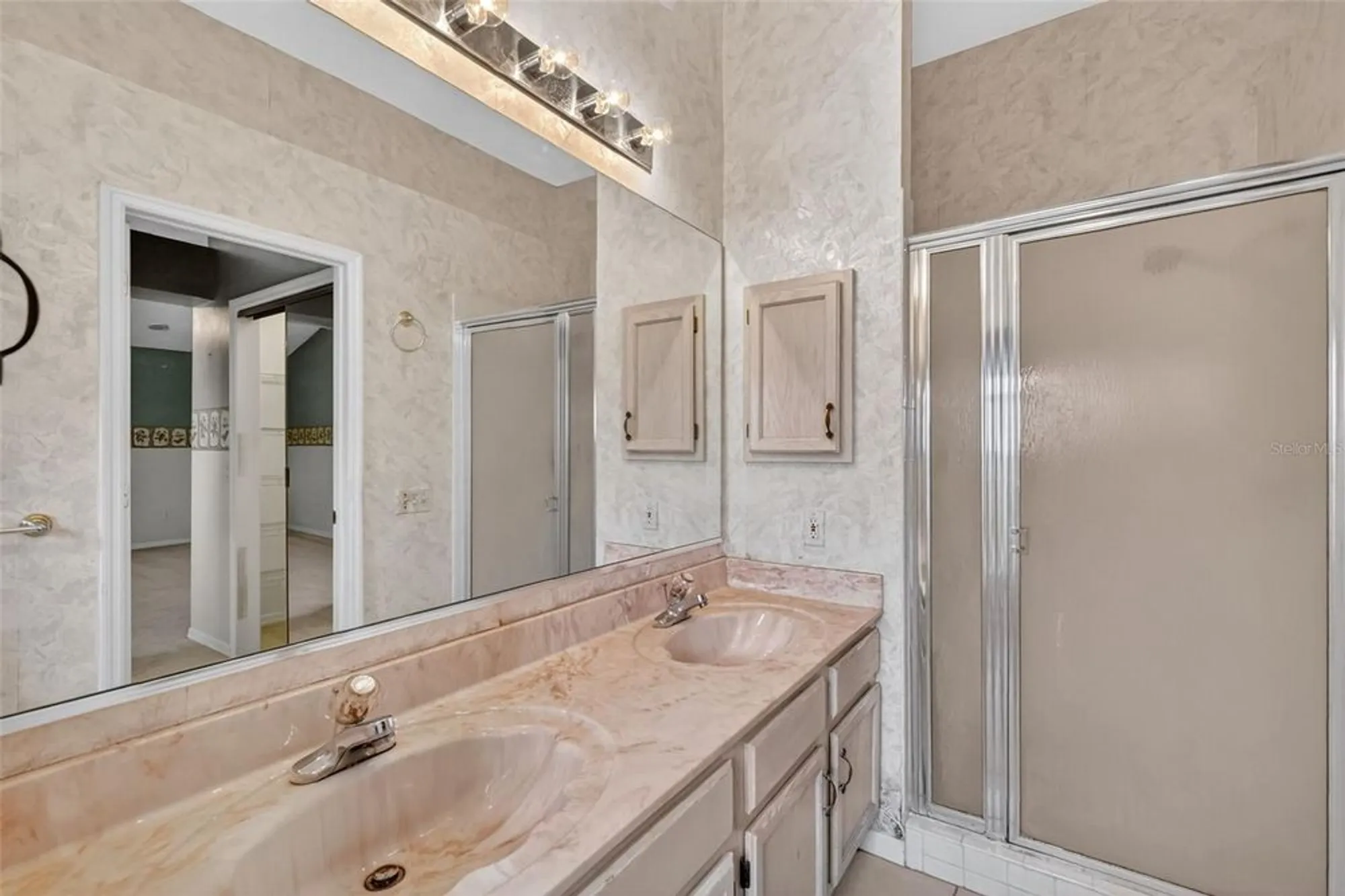 Property Slideshow image 28 of 35 | 318 del mar dr, The Villages, FL, 32159