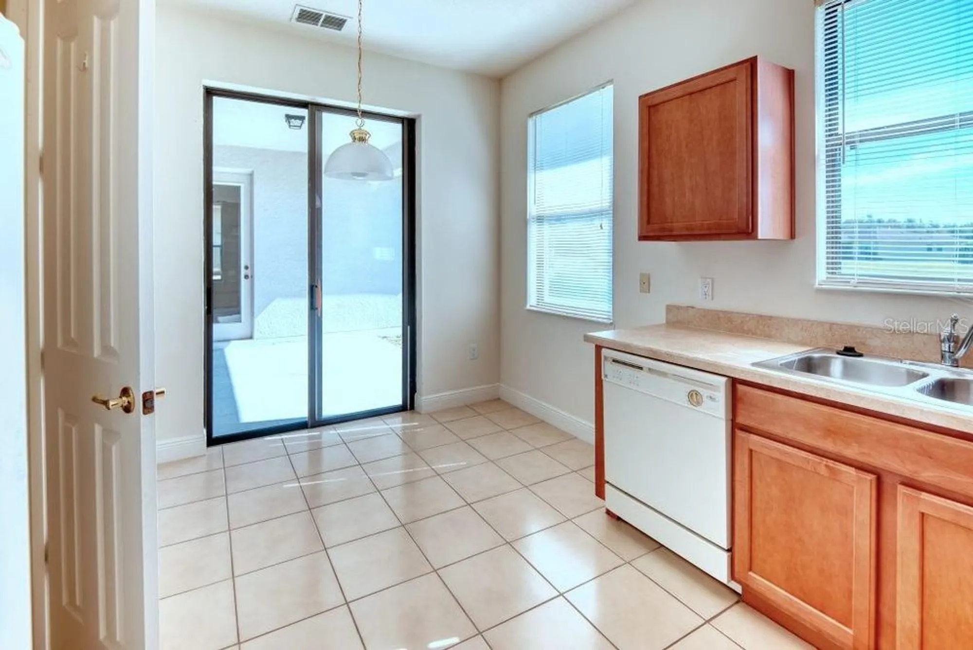 Property Slideshow image 14 of 34 | 307 monterey st, Poinciana, FL, 34759