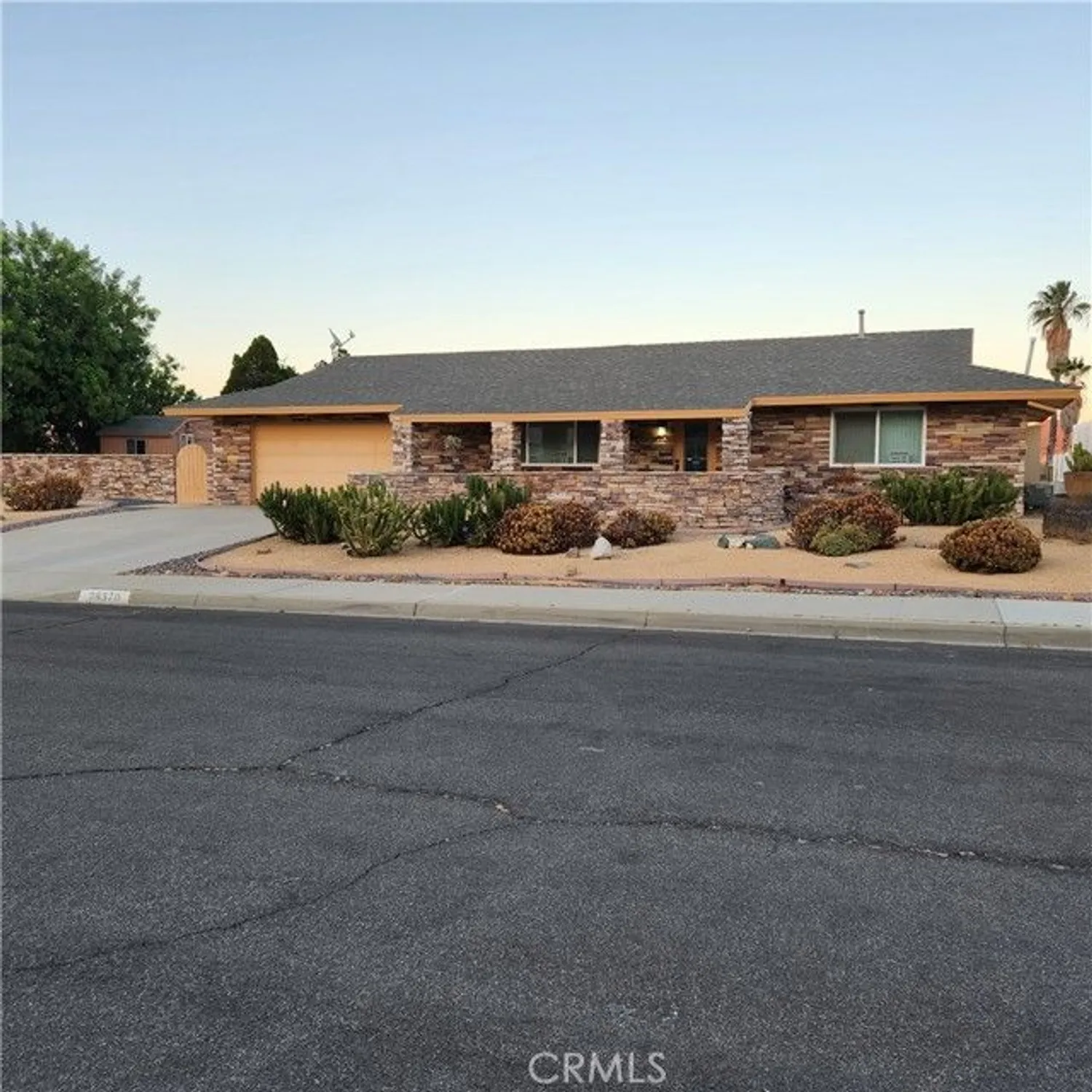 Property Slideshow image 1 of 38 | 28370 portsmouth dr, Menifee, CA, 92586