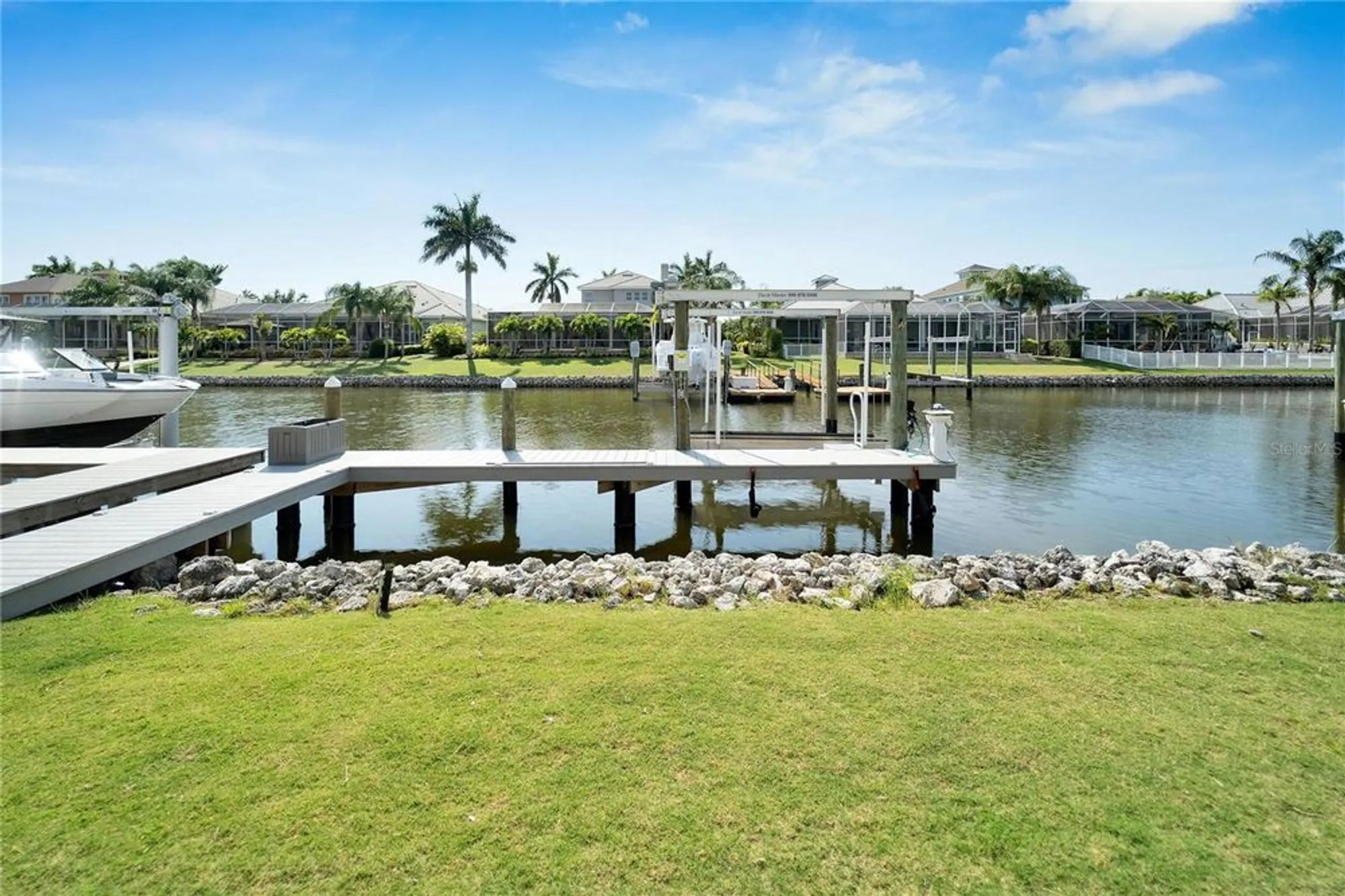 Property Slideshow image 10 of 62 | 5243 wishing arch dr, Apollo Beach, FL, 33572