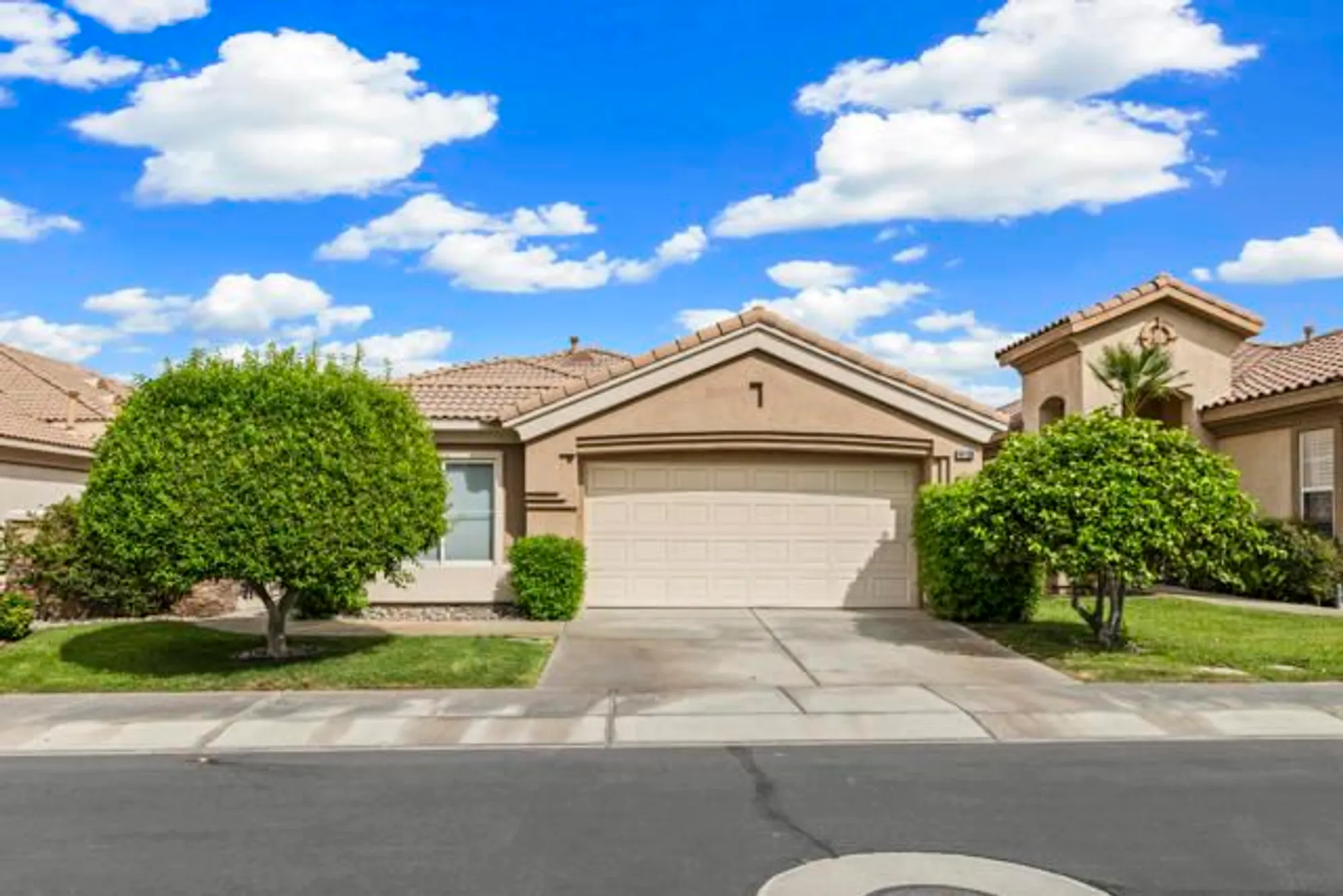 Property Slideshow image 2 of 39 | 44108 royal troon dr, Indio, CA, 92201