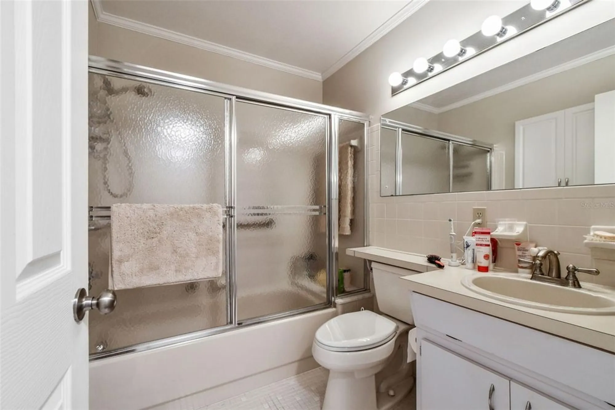 Property Slideshow image 58 of 74 | 2170 americus blvd 34, Clearwater, FL, 33763