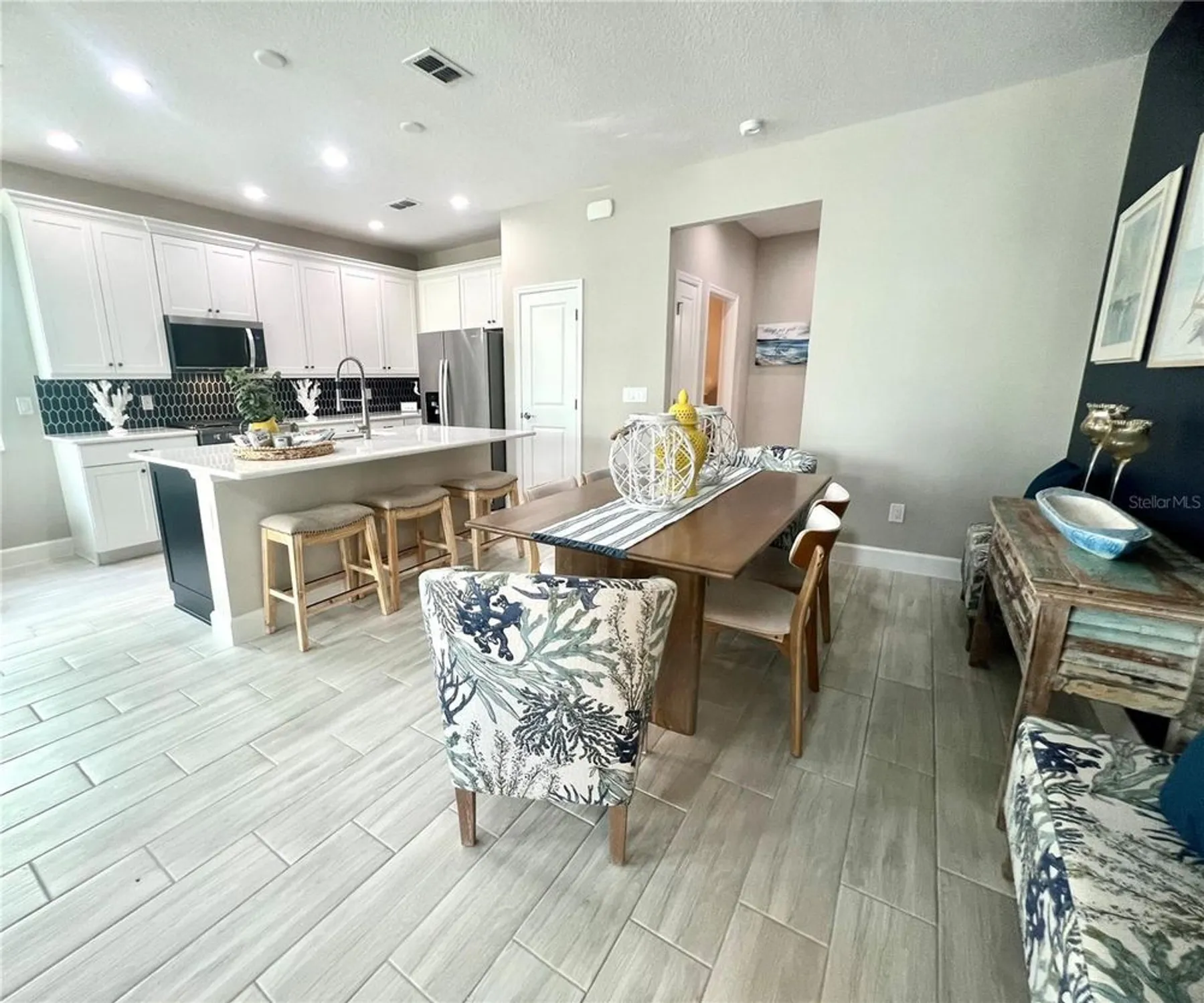 Property Slideshow image 12 of 39 | 279 latitude dr, Daytona Beach, FL, 32124