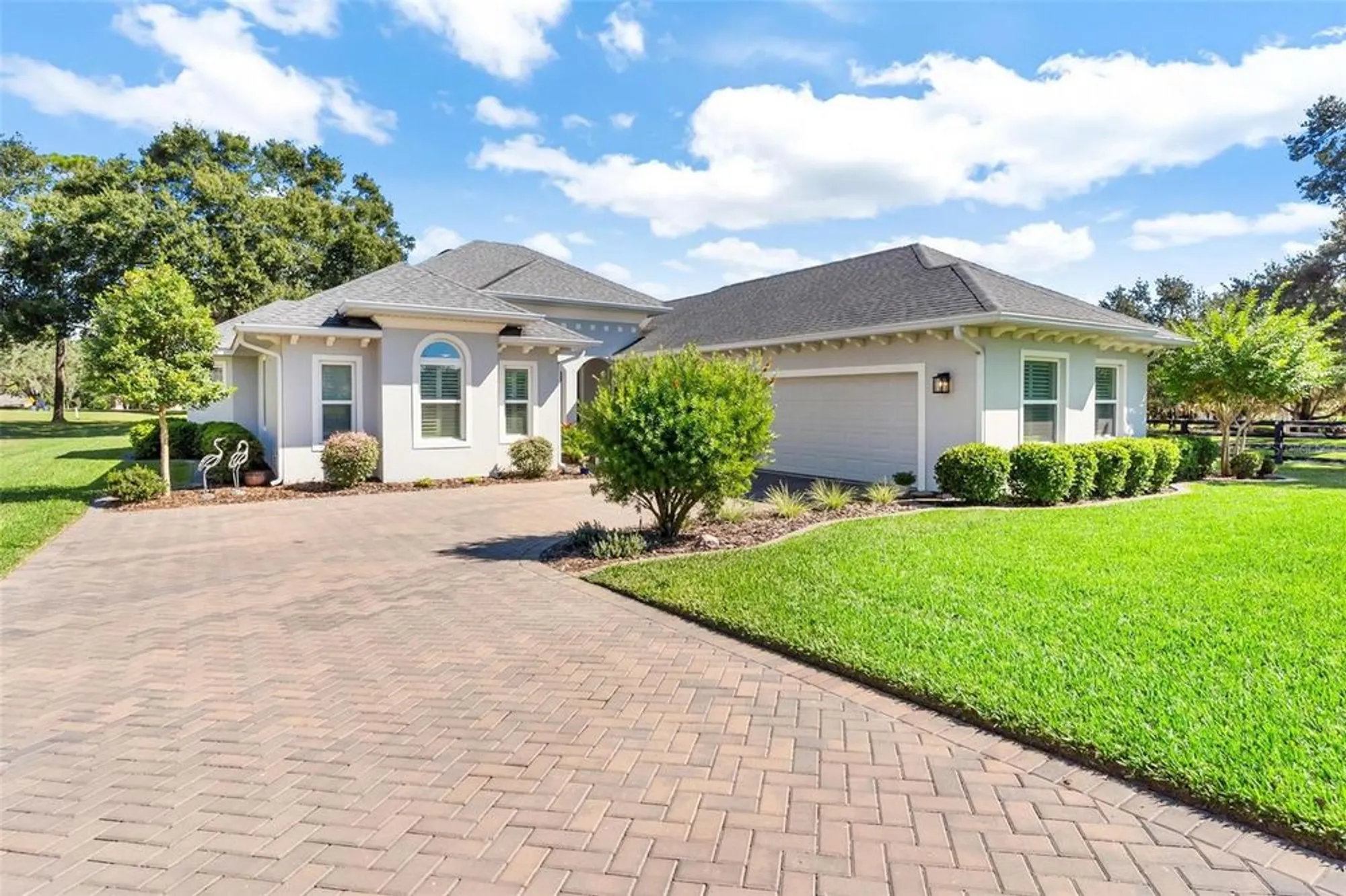 Property Slideshow image 2 of 56 | 5066 greens dr, Lady Lake, FL, 32159