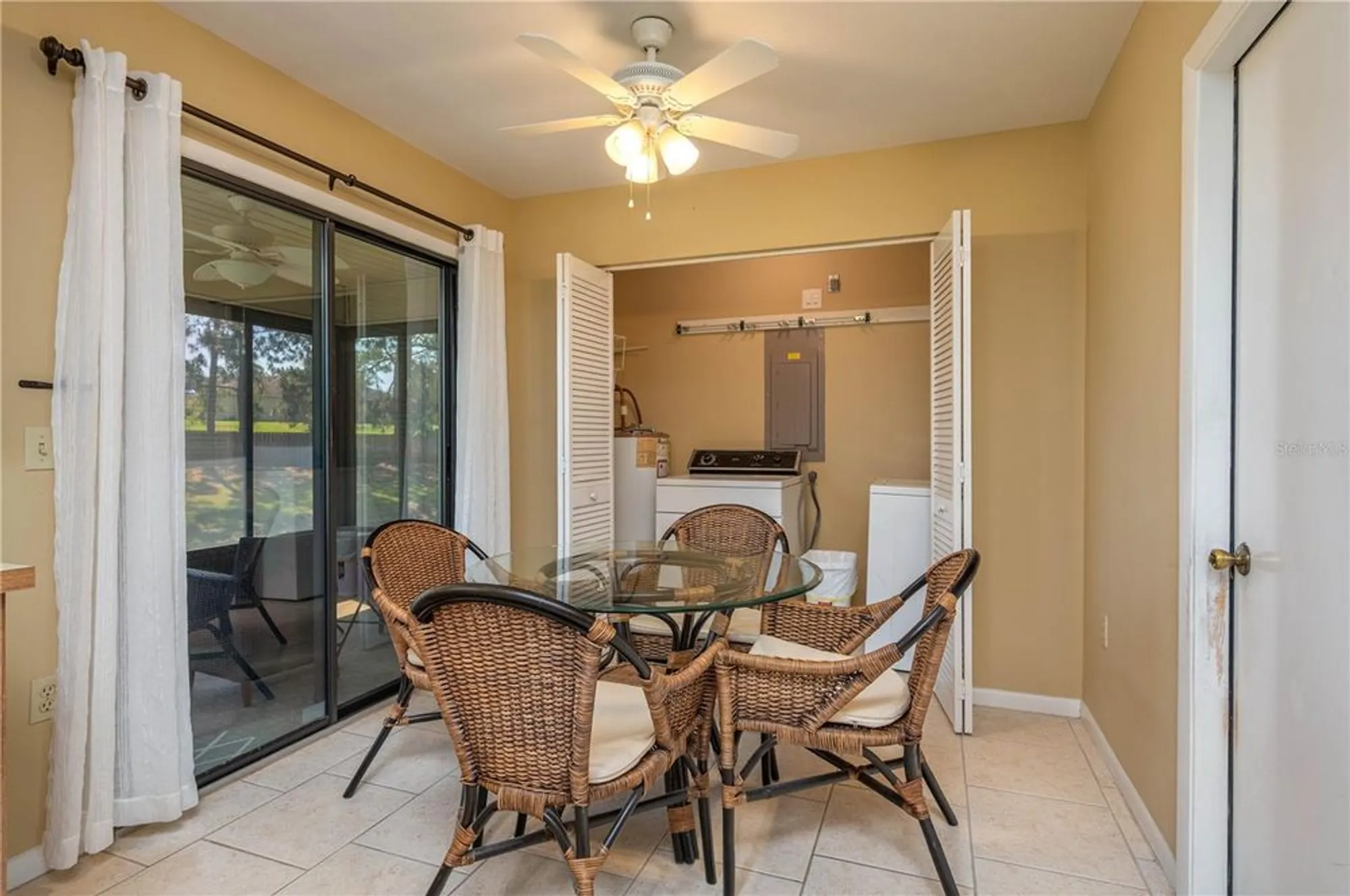 Property Slideshow image 25 of 38 | 3245 prairie dunes cir, Lakeland, FL, 33810