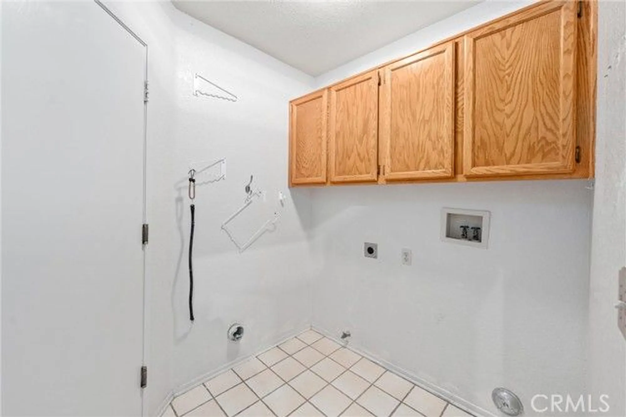 Property Slideshow image 24 of 35 | 1863 ash tree ln, Hemet, CA, 92545