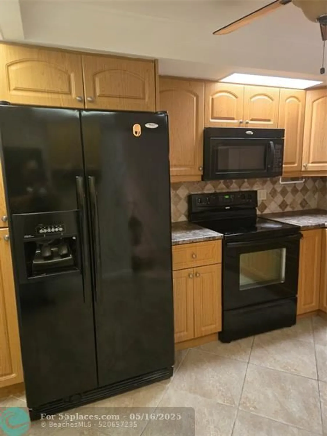 Property Slideshow image 3 of 20 | 3301 aruba way h3, Coconut Creek, FL, 33066
