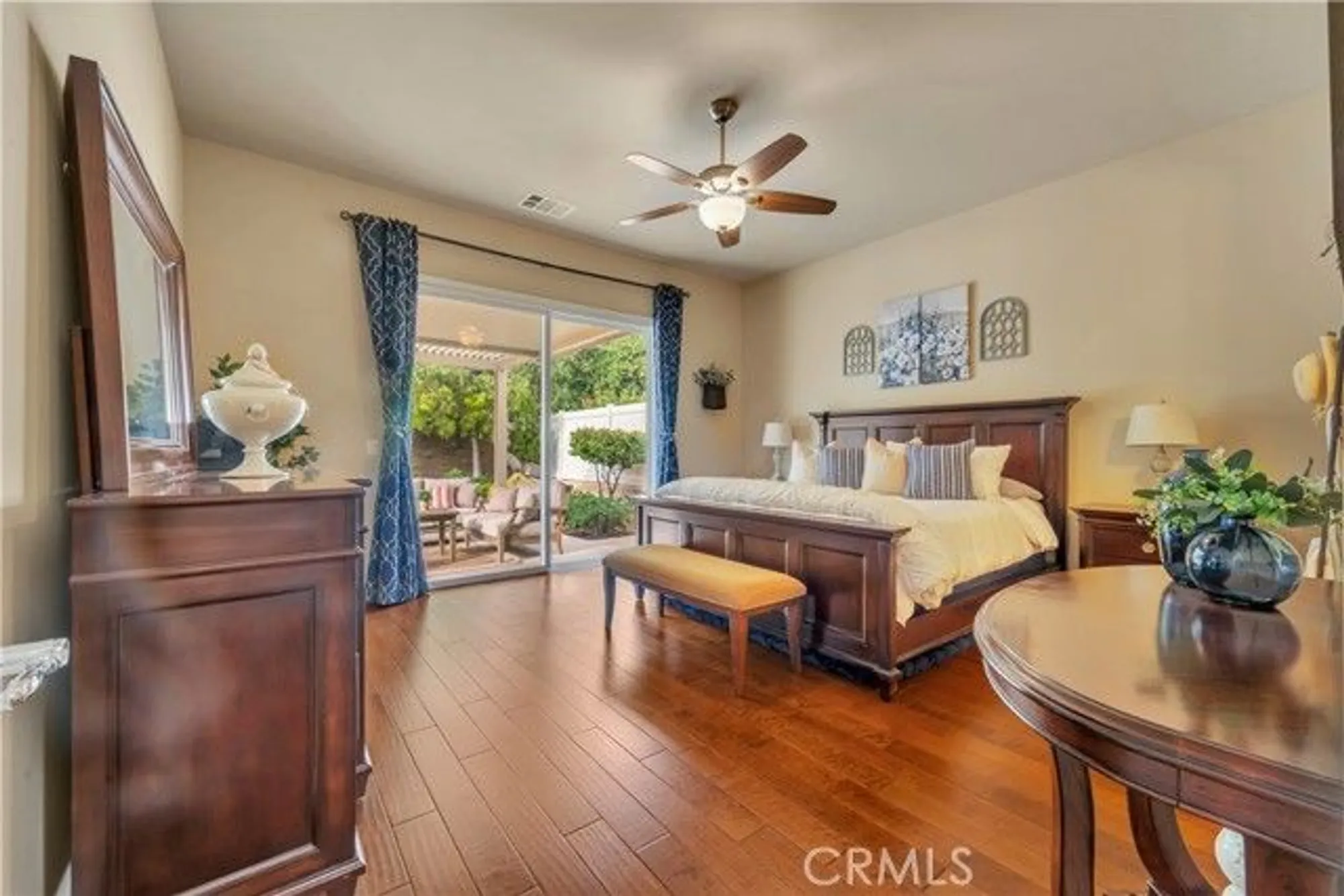 Property Slideshow image 13 of 36 | 14006 sandstone peak dr, Bakersfield, CA, 93306