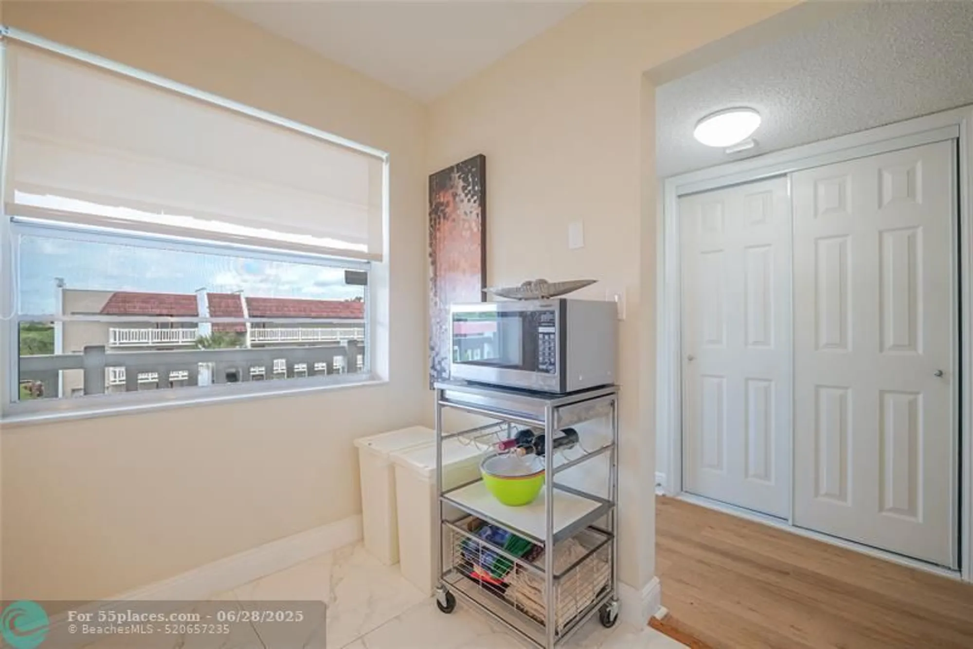 Property Slideshow image 13 of 57 | 3531 inverrary dr apt 407, Lauderhill, FL, 33319