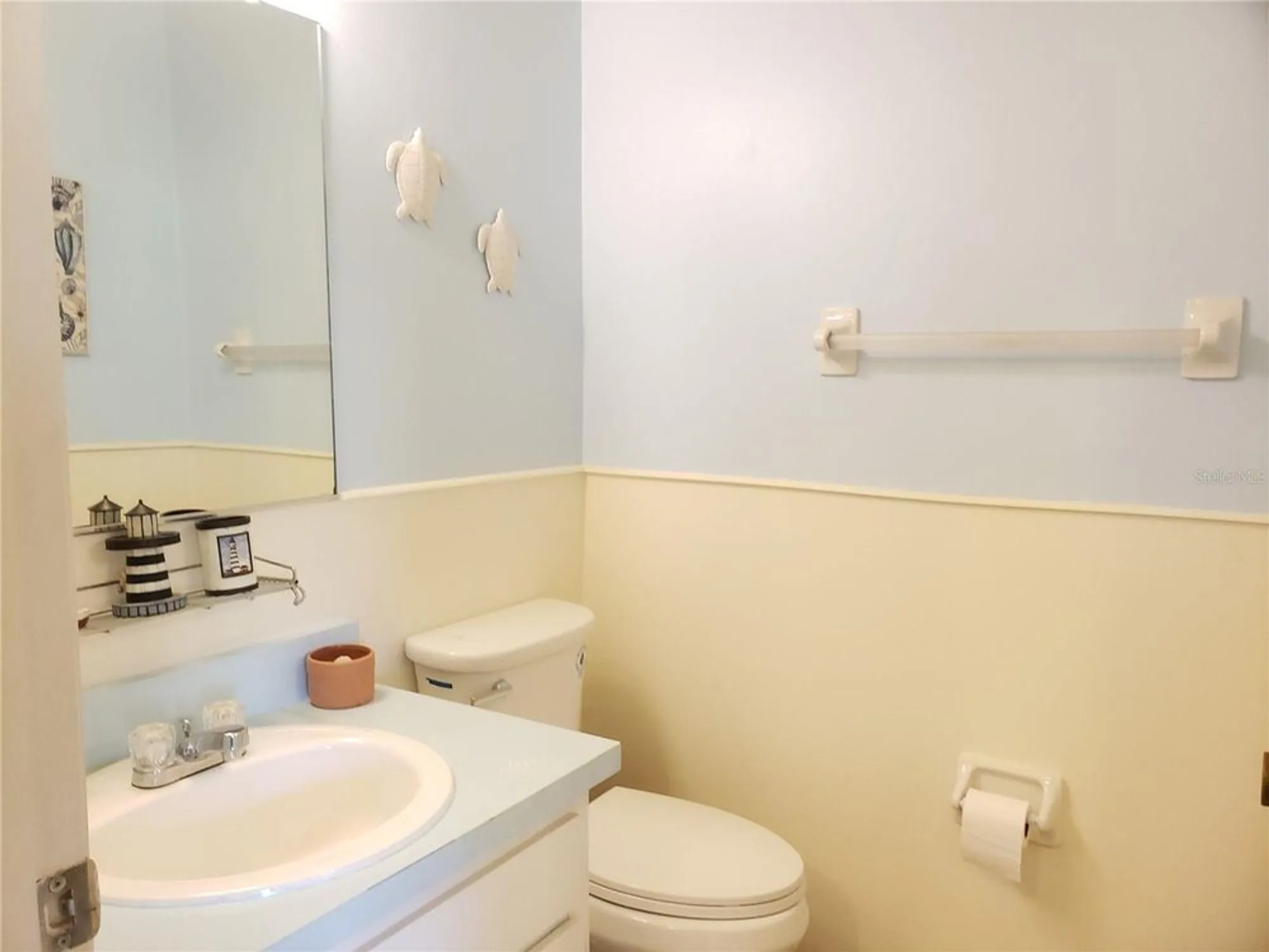 Property Slideshow image 11 of 16 | 2227 grenadier dr # 148, Sun City Center, FL, 33573