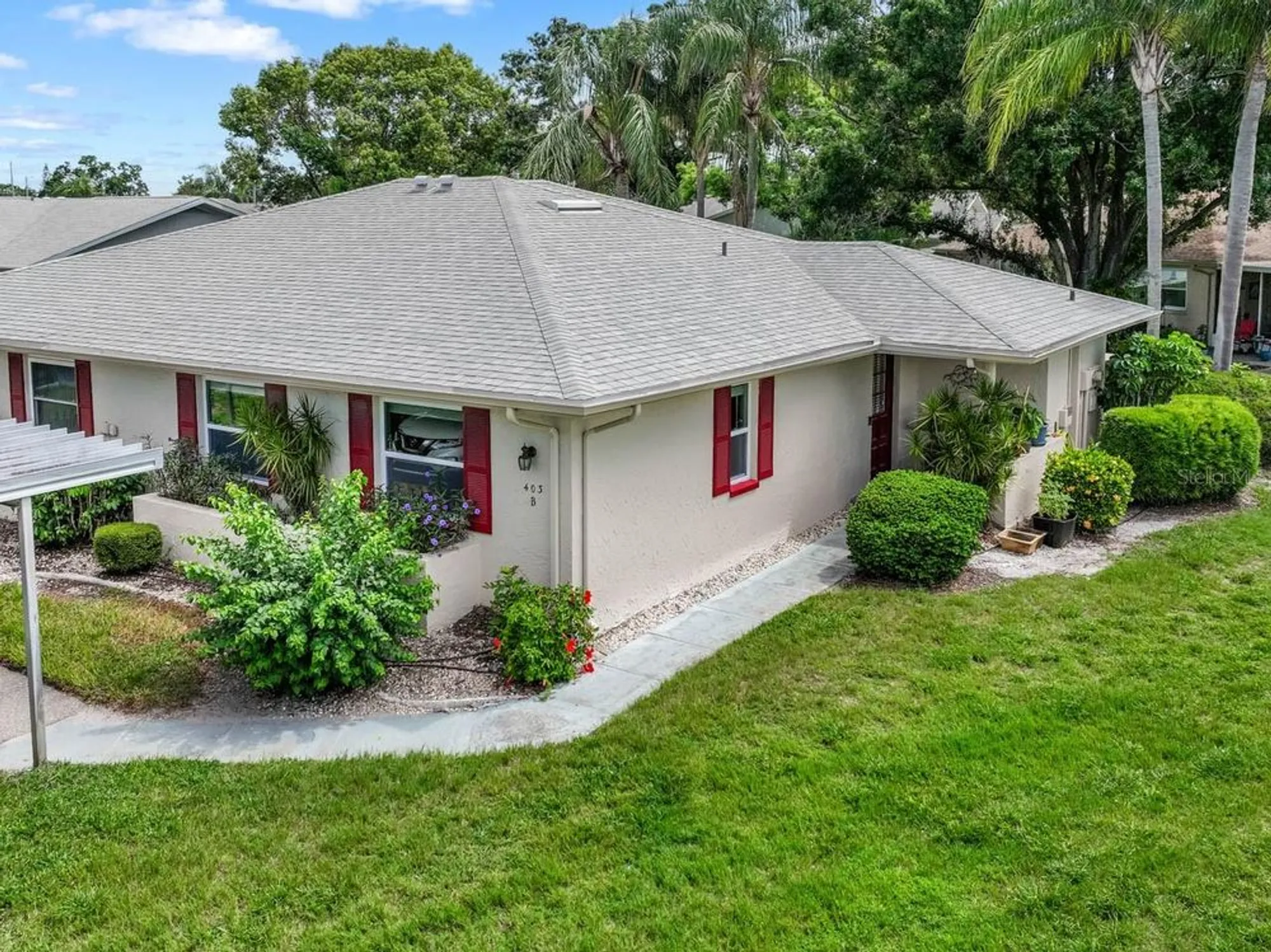 Property Slideshow image 2 of 34 | 403 fulham ct b, Sun City Center, FL, 33573