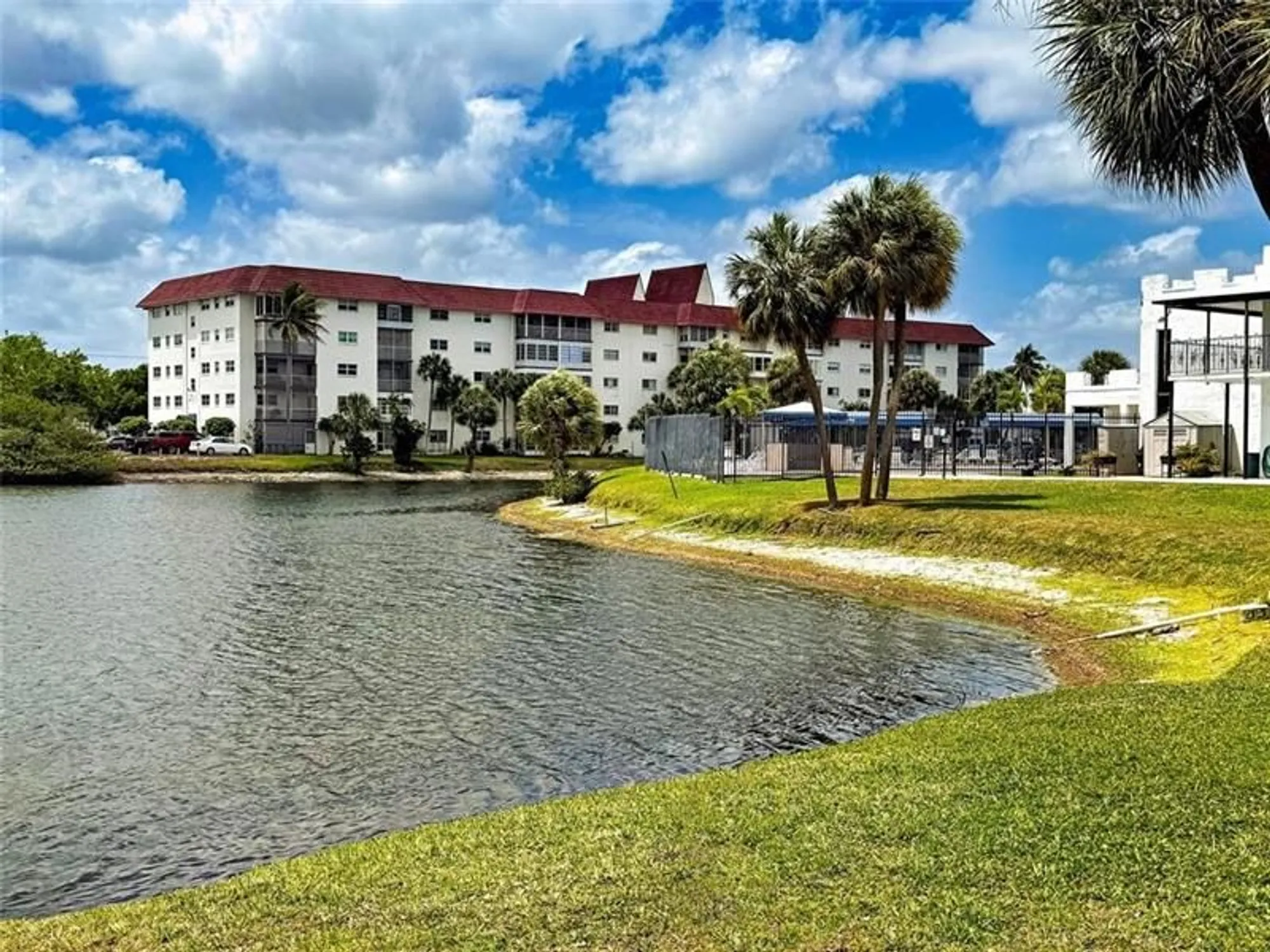 Property Slideshow image 4 of 6 | 4851 nw 21st st 403, Lauderhill, FL, 33313