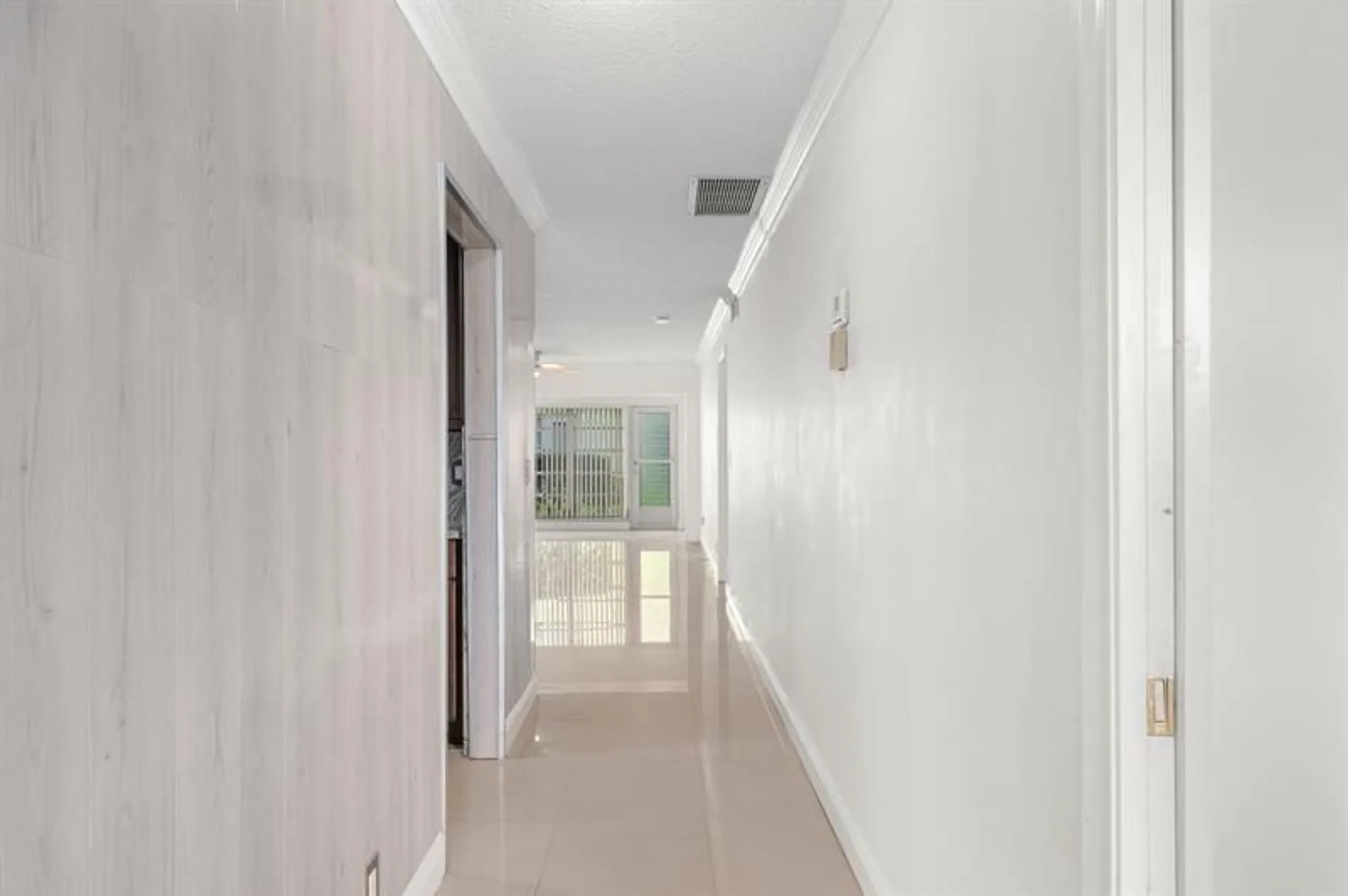 Property Slideshow image 12 of 22 | 2601 red hibiscus blvd 102, Delray Beach, FL, 33445