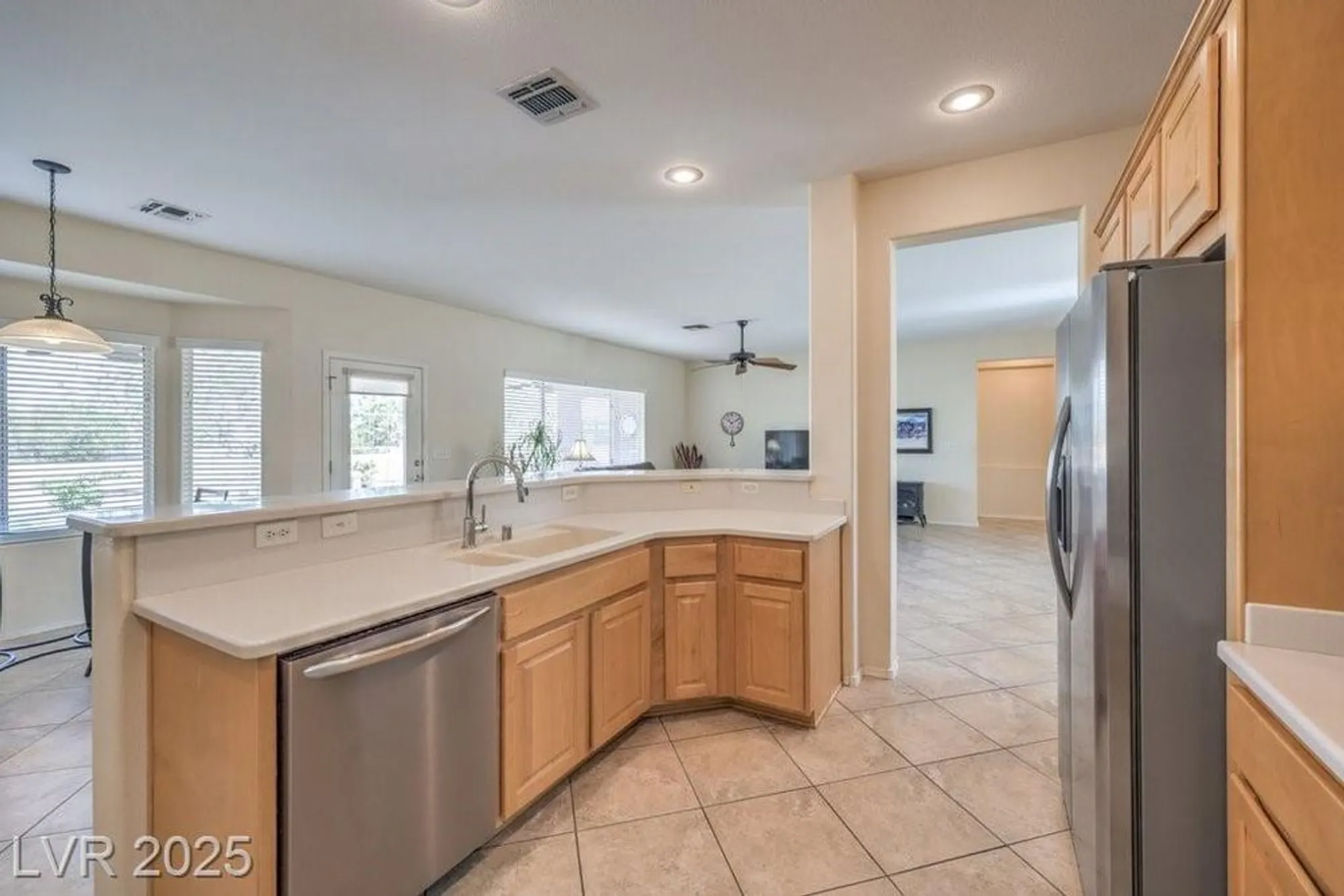 Property Slideshow image 34 of 72 | 2095 colvin run dr, Henderson, NV, 89052