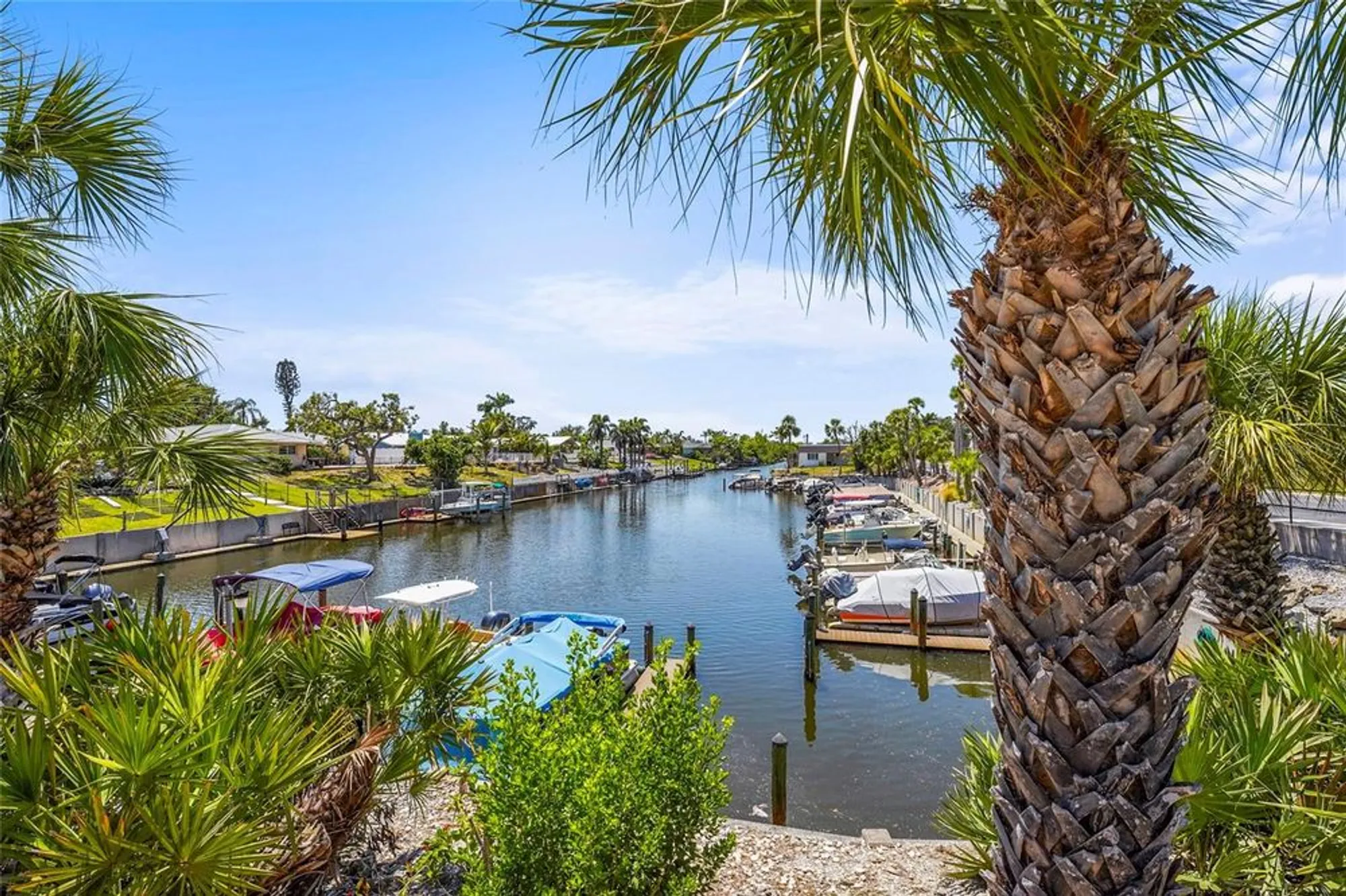 Property Slideshow image 33 of 39 | 2531 riverbluff pkwy # v181, Sarasota, FL, 34231