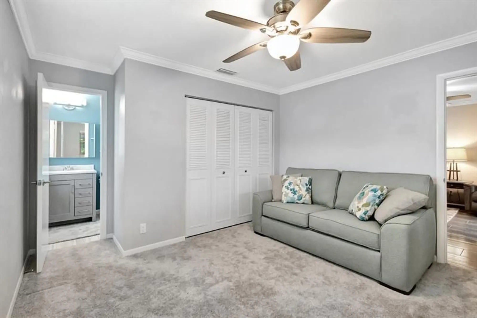 Property Slideshow image 17 of 38 | 830 meadowlark ln # 830, Delray Beach, FL, 33445