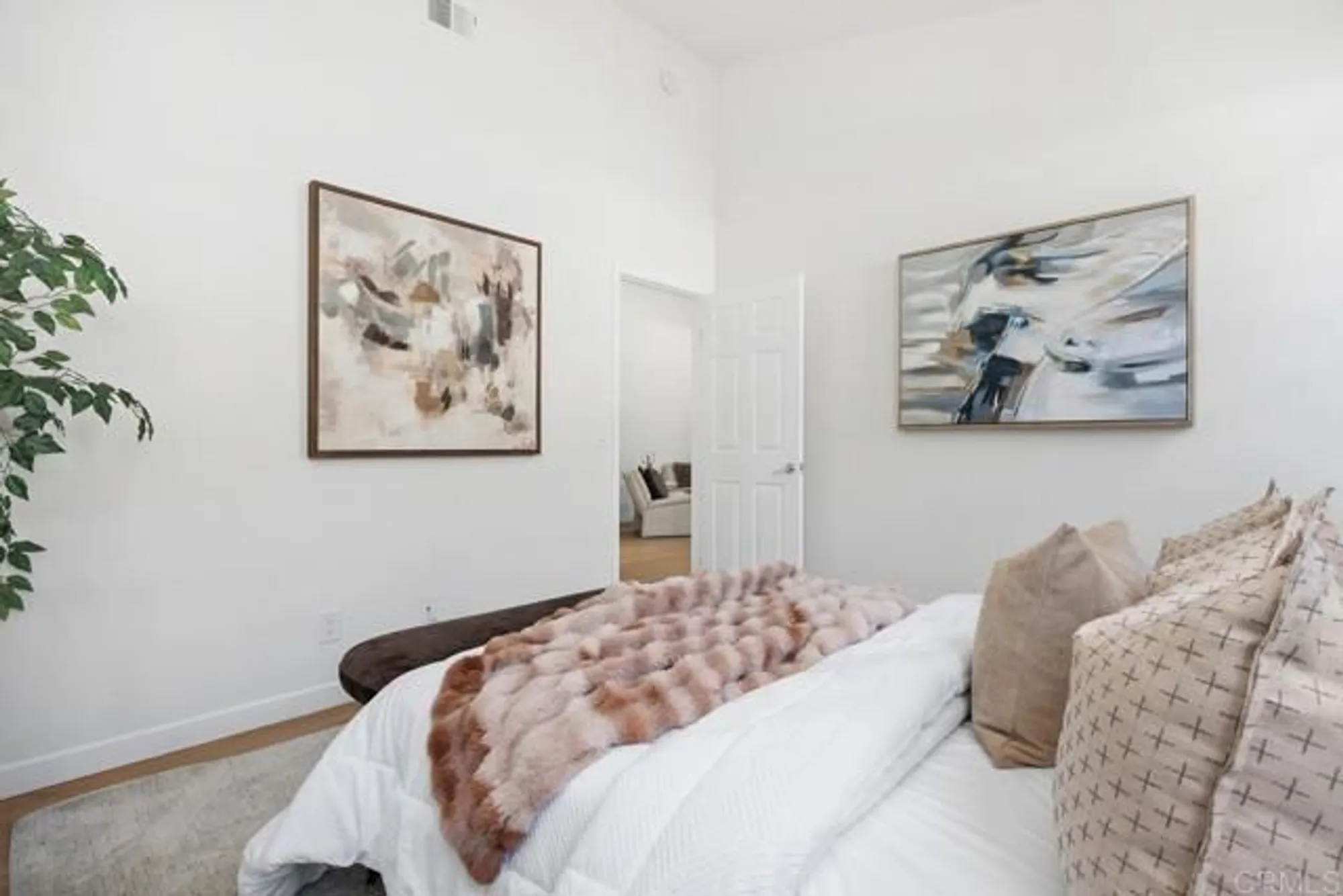 Property Slideshow image 22 of 52 | 4888 thebes way, Oceanside, CA, 92056