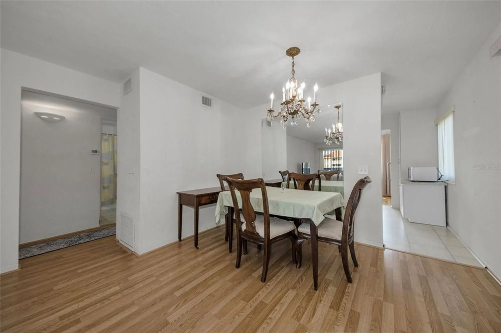 Property Slideshow image 12 of 98 | 2453 brazilia dr 47, Clearwater, FL, 33763