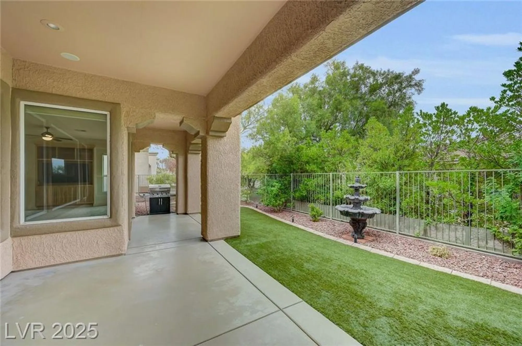 Property Slideshow image 38 of 61 | 4636 riva de romanza st, Las Vegas, NV, 89135