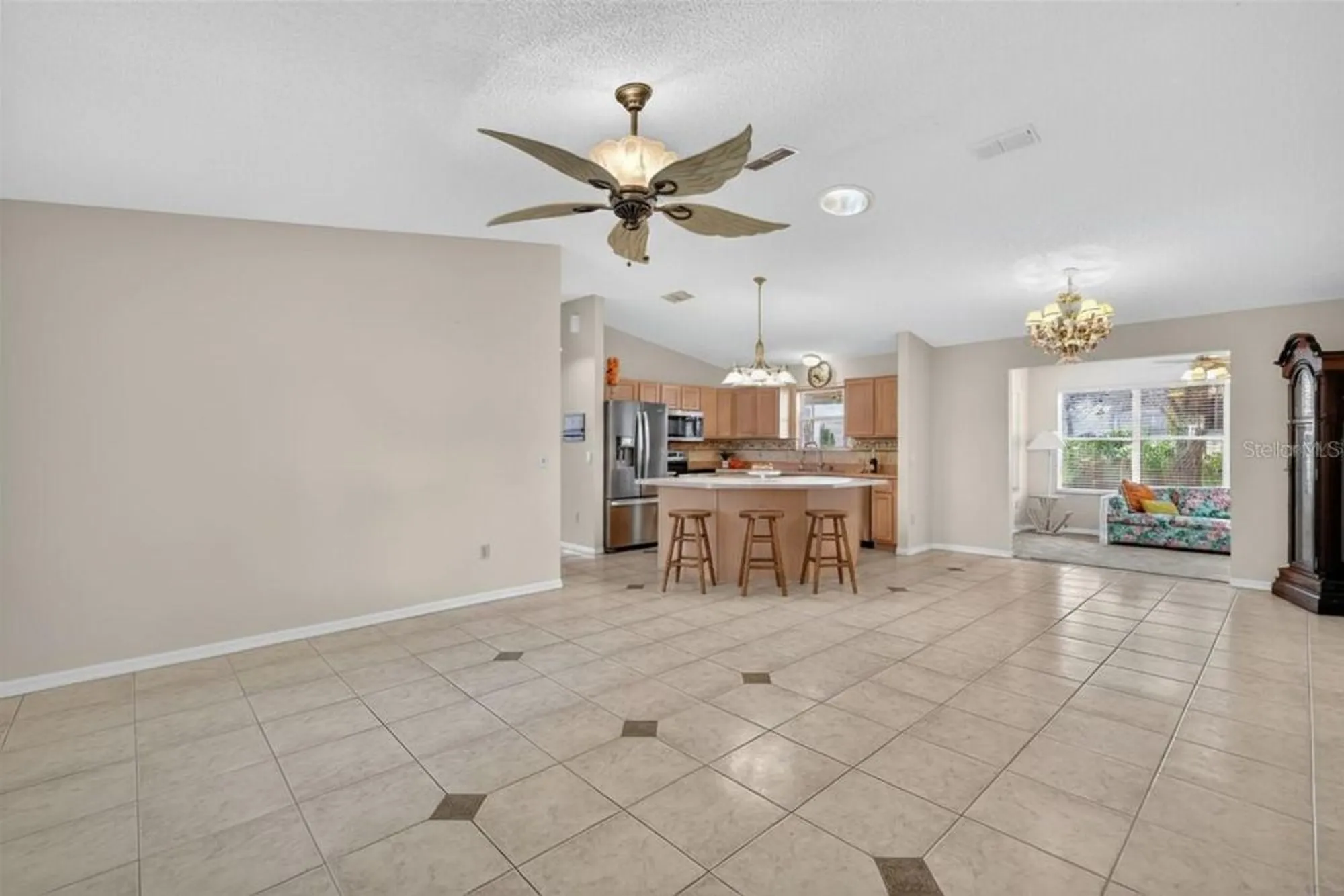 Property Slideshow image 8 of 32 | 1201 de la fuente ct, The Villages, FL, 32162