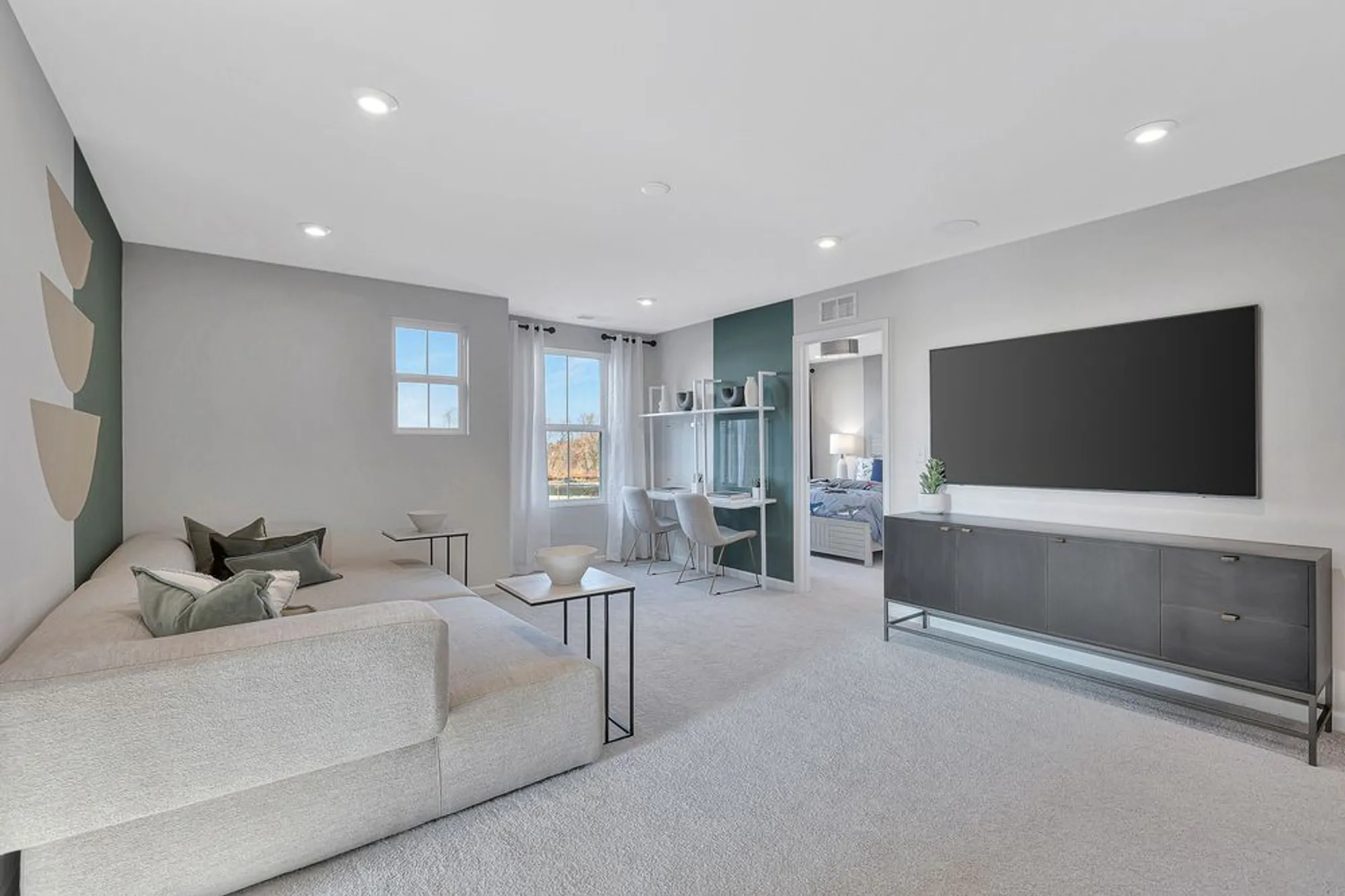 Property Slideshow image 13 of 17 | 3190 peyton cir, Aurora, IL, 60503