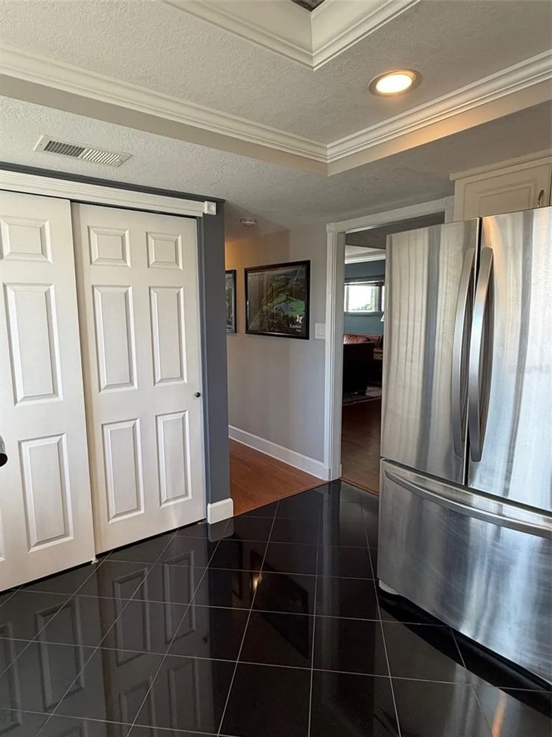Property Slideshow image 11 of 64 | 7 elgin pl apt 202, Dunedin, FL, 34698