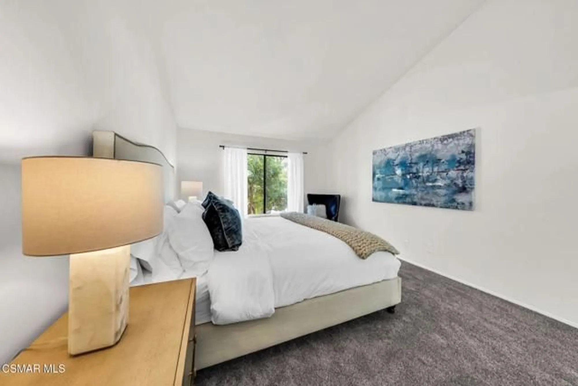 Property Slideshow image 25 of 54 | 769 birchpark cir 203, Thousand Oaks, CA, 91360