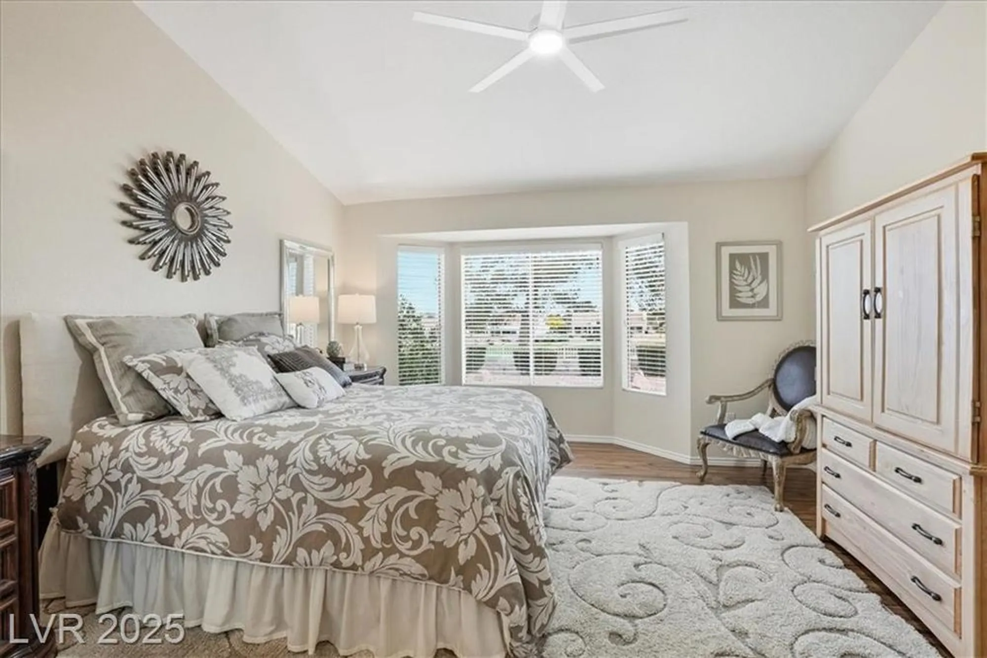 Property Slideshow image 17 of 52 | 2904 castle bar dr, Las Vegas, NV, 89134