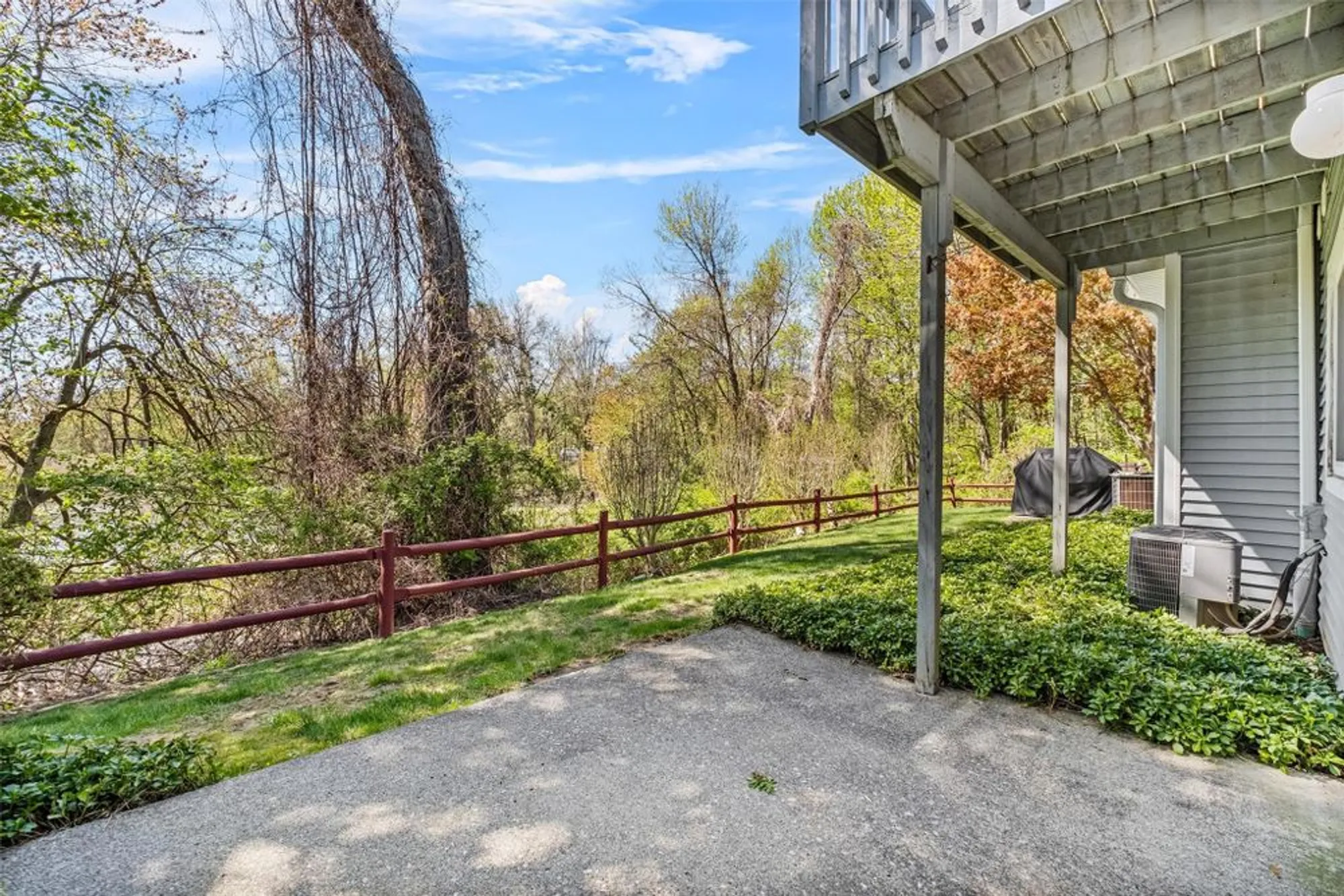 Property Slideshow image 23 of 37 | 156 carriage ct g, Yorktown Heights, NY, 10598