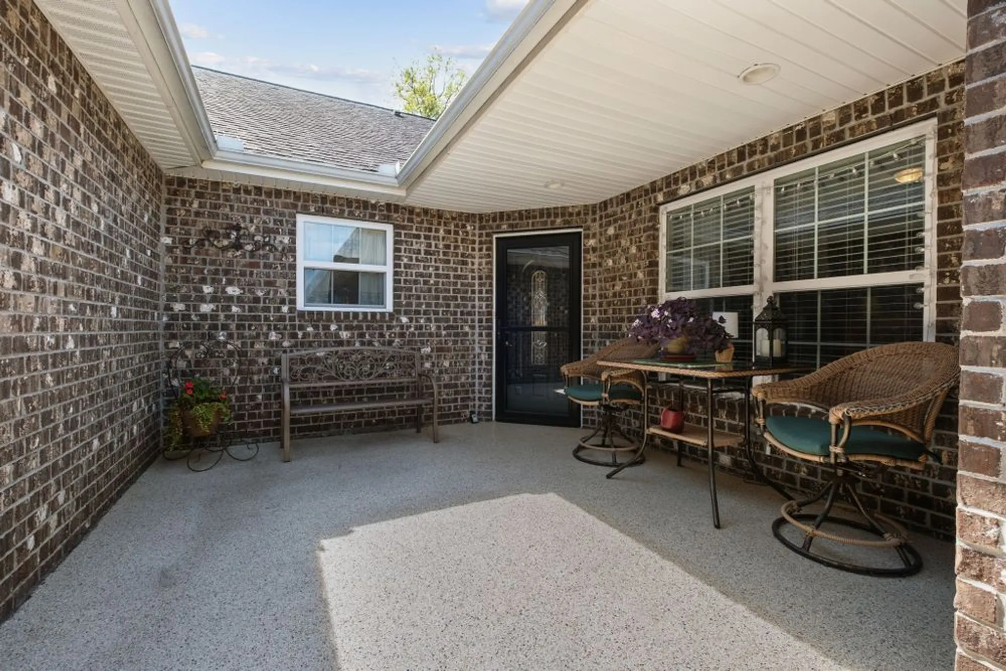 Property Slideshow image 6 of 35 | 395 devon chase hl unit 4104, Gallatin, TN, 37066