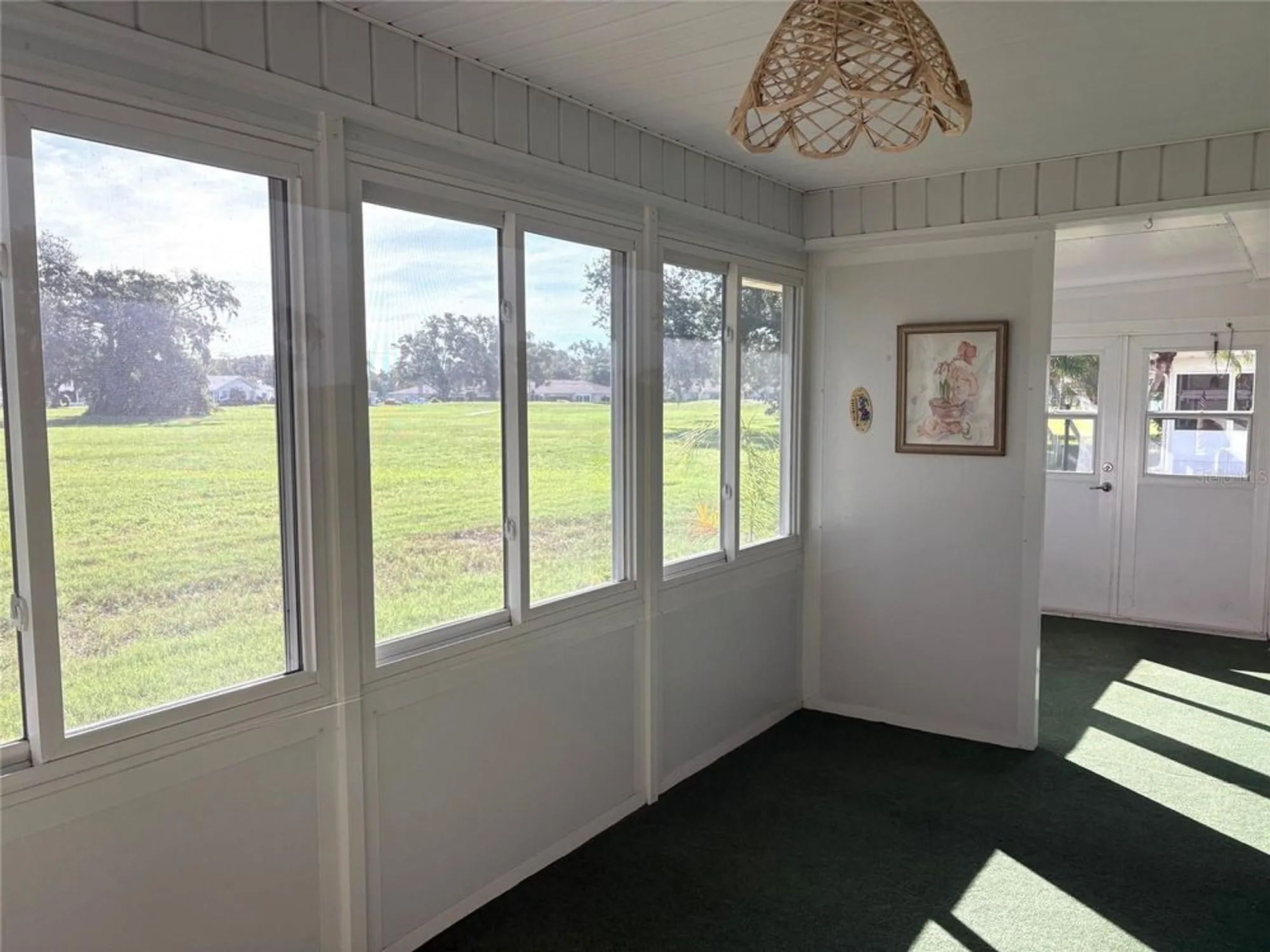 Property Slideshow image 27 of 34 | 1901 canterbury ln 10, Sun City Center, FL, 33573