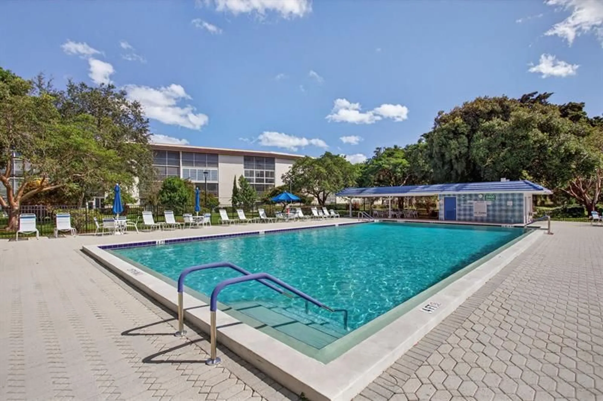 Property Slideshow image 23 of 60 | 2401 antigua cir e3, Coconut Creek, FL, 33066