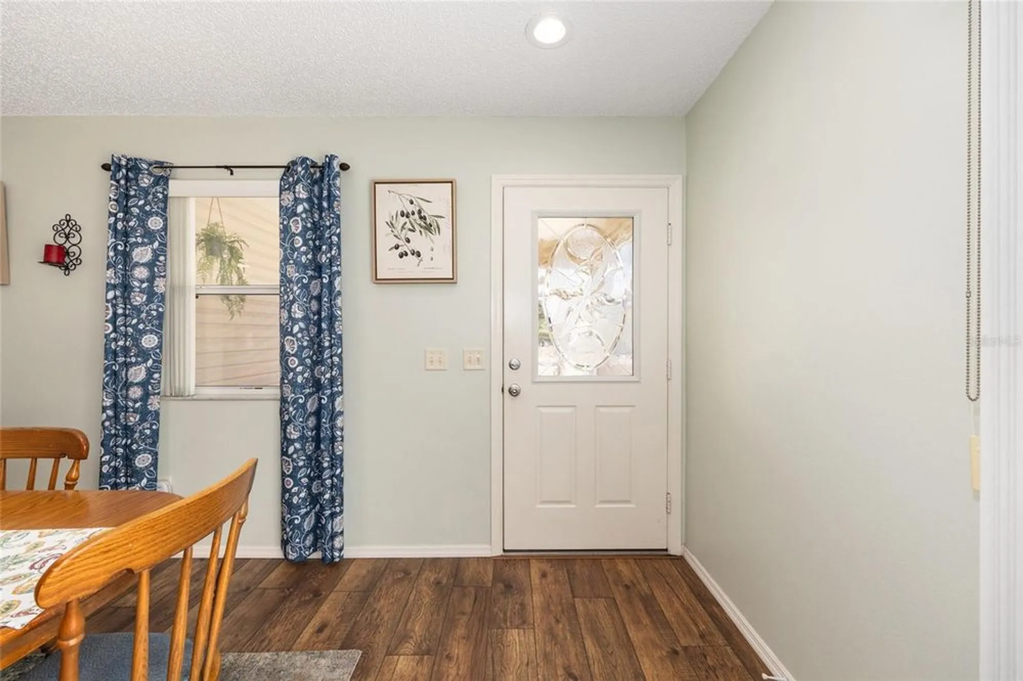 Property Slideshow image 9 of 45 | 2805 burgos dr, The Villages, FL, 32162