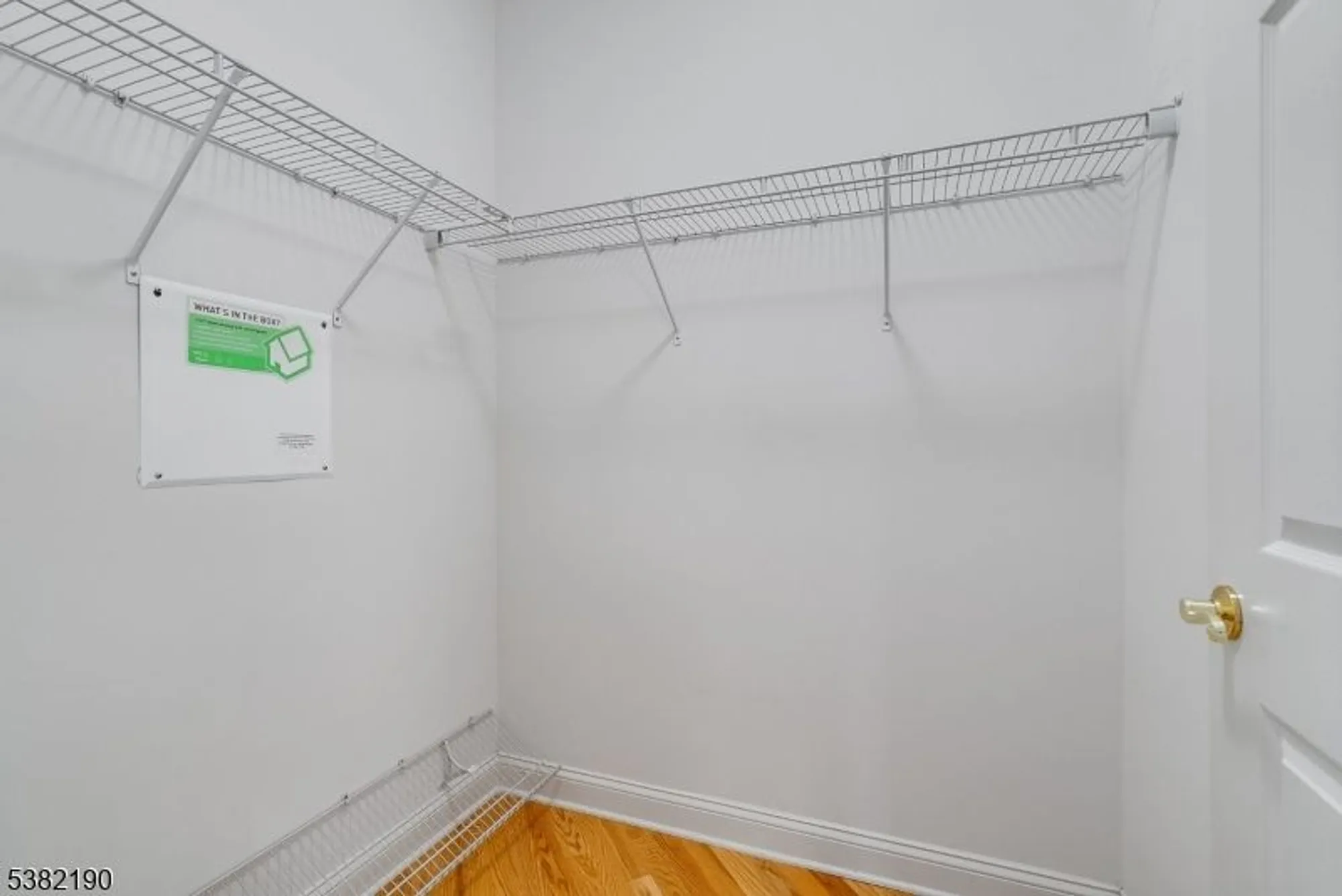 Property Slideshow image 17 of 31 | 354 victoria dr, Bridgewater, NJ, 08807