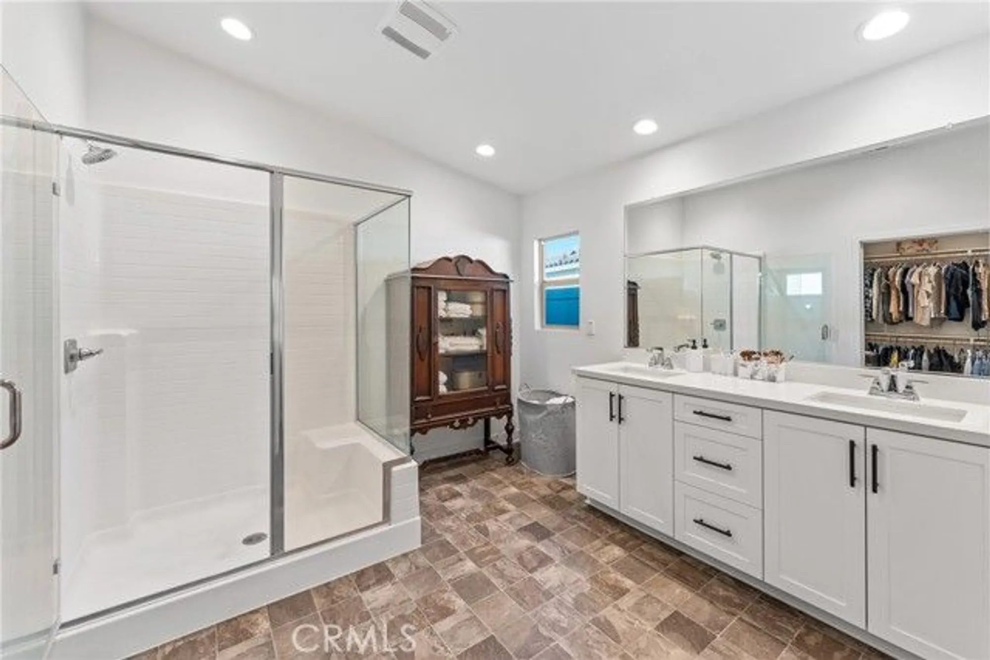 Property Slideshow image 20 of 45 | 1630 easton ln, Beaumont, CA, 92223