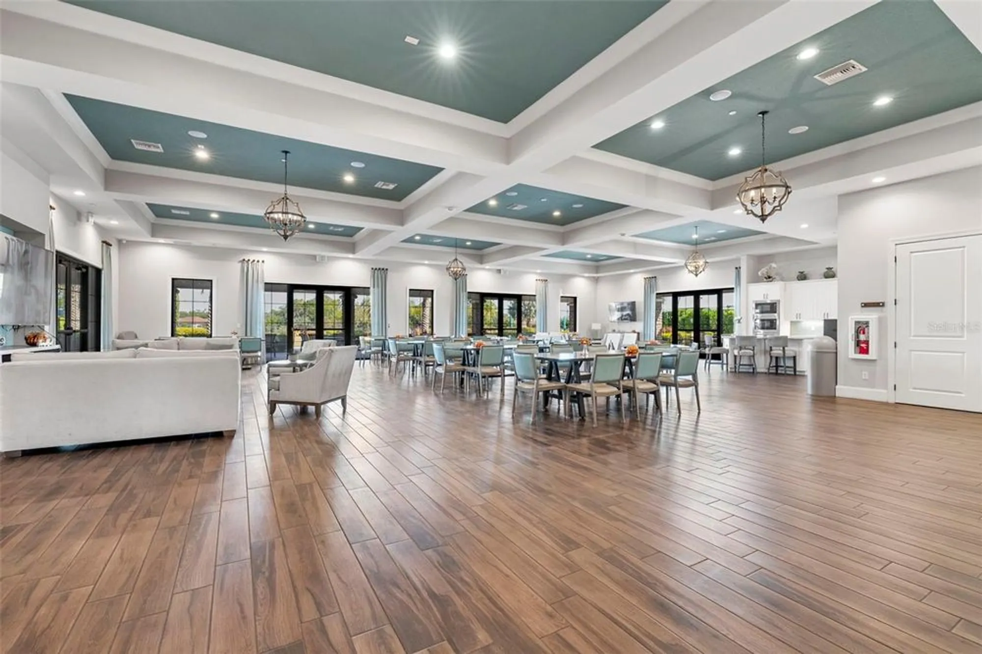 Property Slideshow image 39 of 52 | 4816 heinman cv, Palmetto, FL, 34221