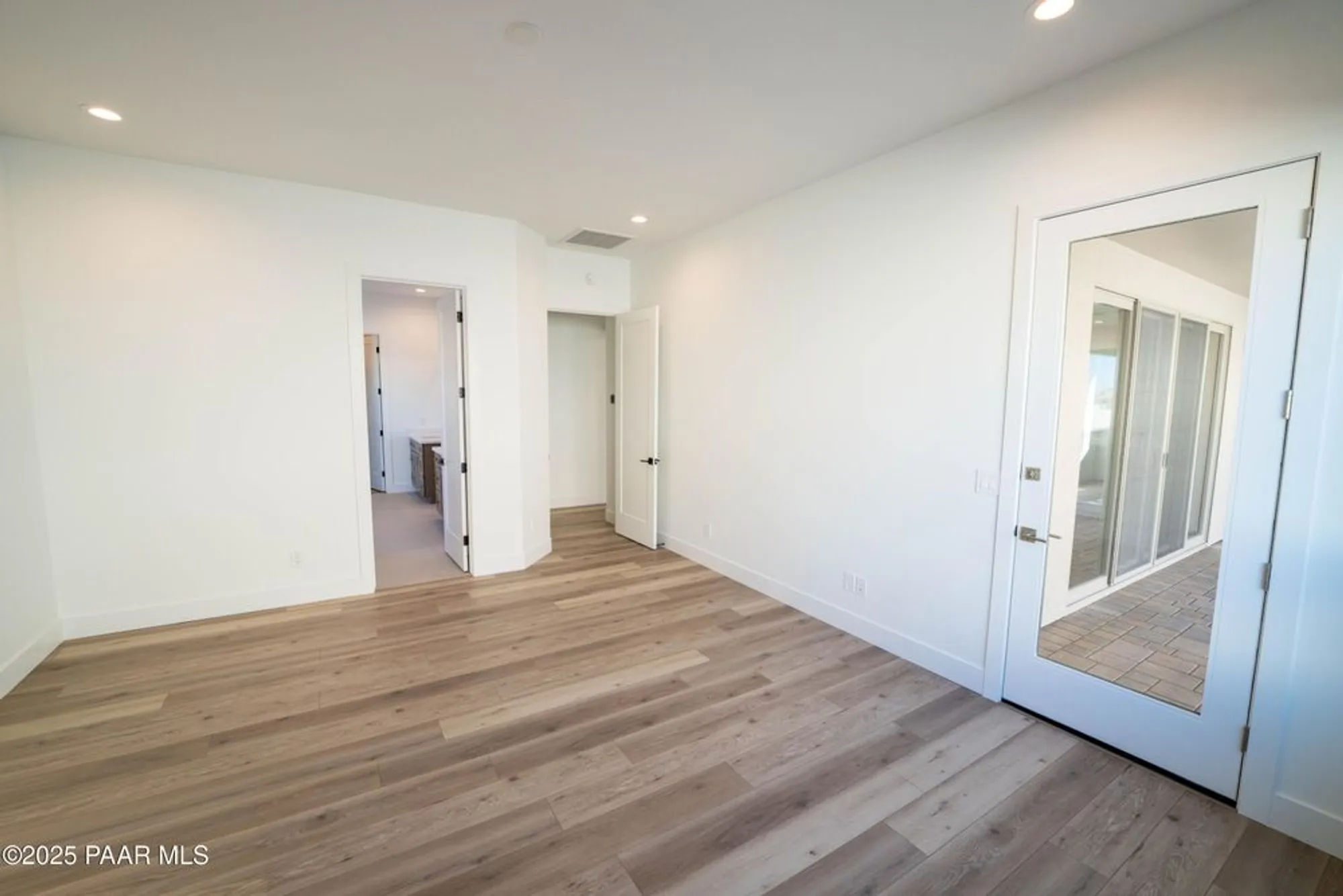 Property Slideshow image 19 of 20 | 1116 s lakeview dr, Prescott, AZ, 86301