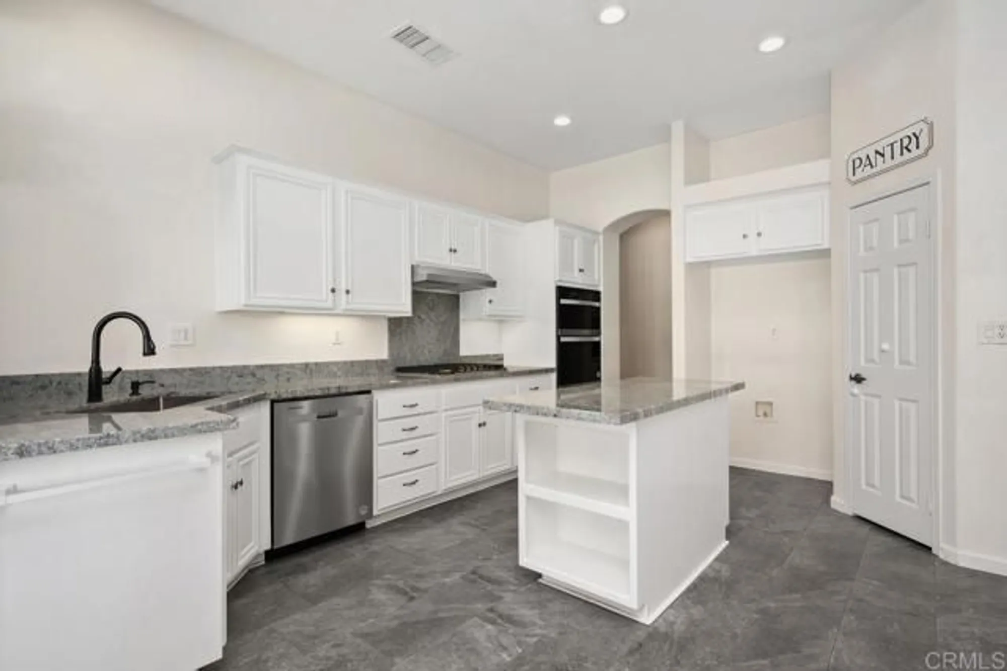 Property Slideshow image 6 of 36 | 2108 pecan tree st, Hemet, CA, 92545