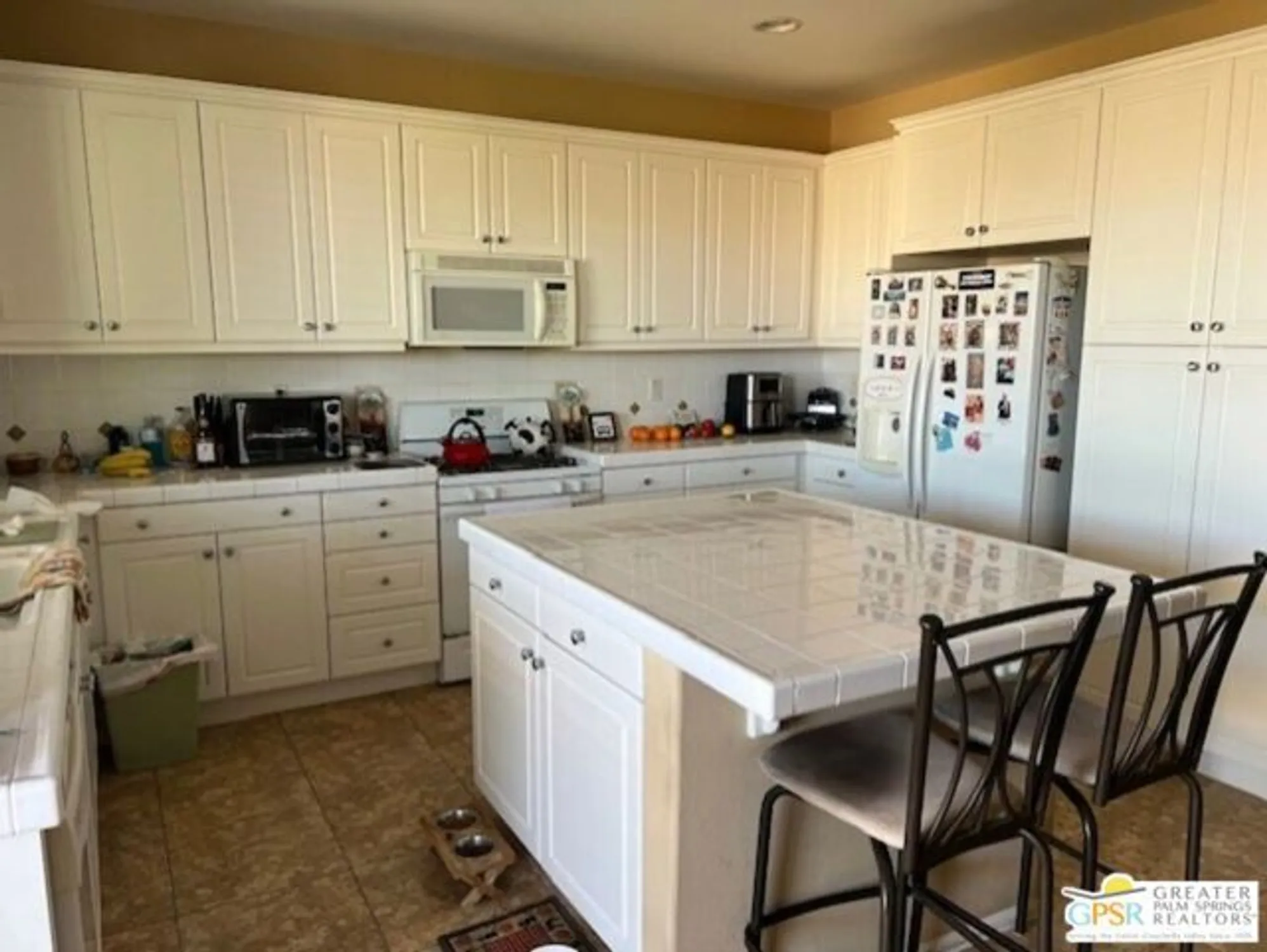 Property Slideshow image 7 of 7 | 2074 savanna way, Palm Springs, CA, 92262