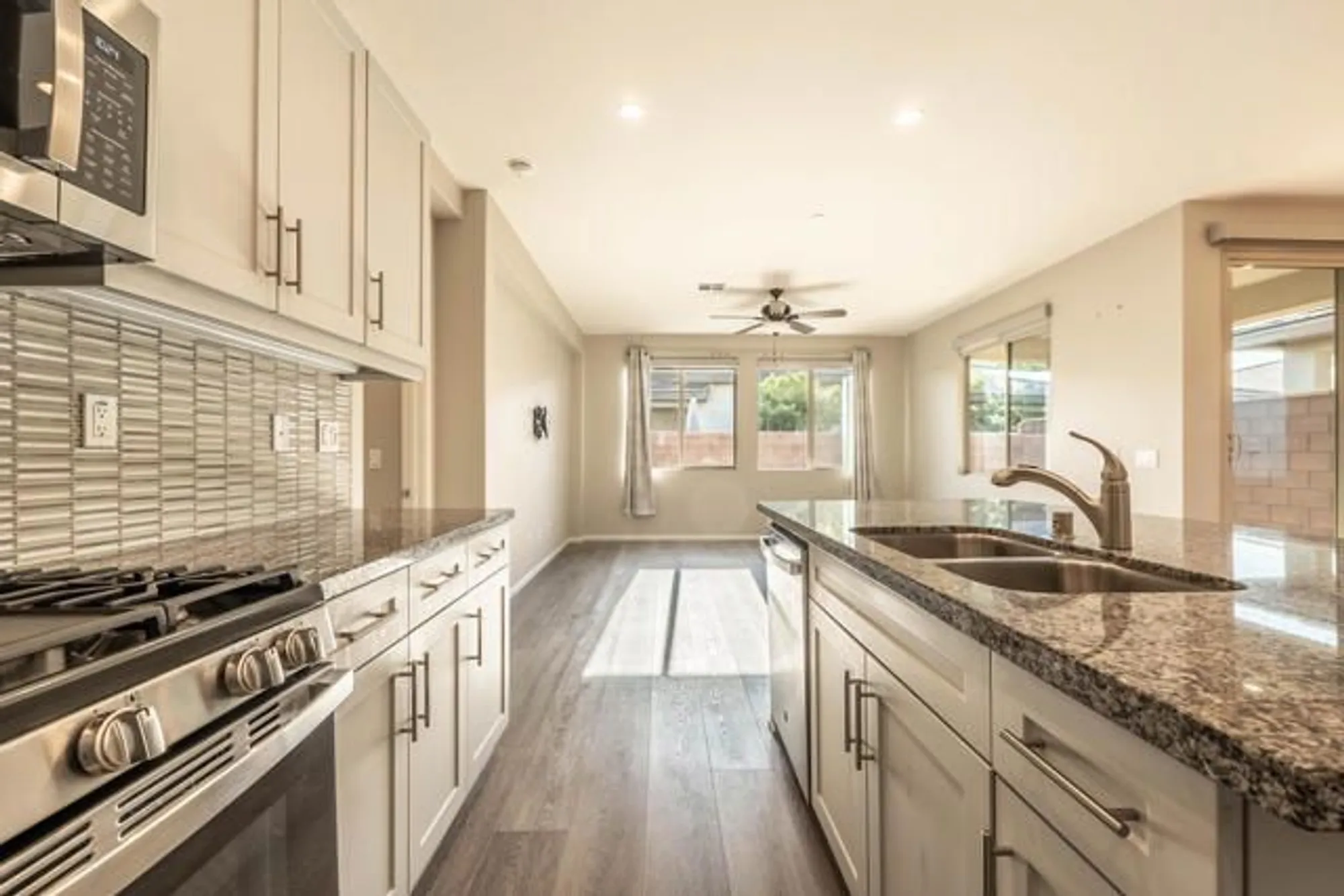 Property Slideshow image 14 of 45 | 51578 golden eagle dr, Indio, CA, 92201