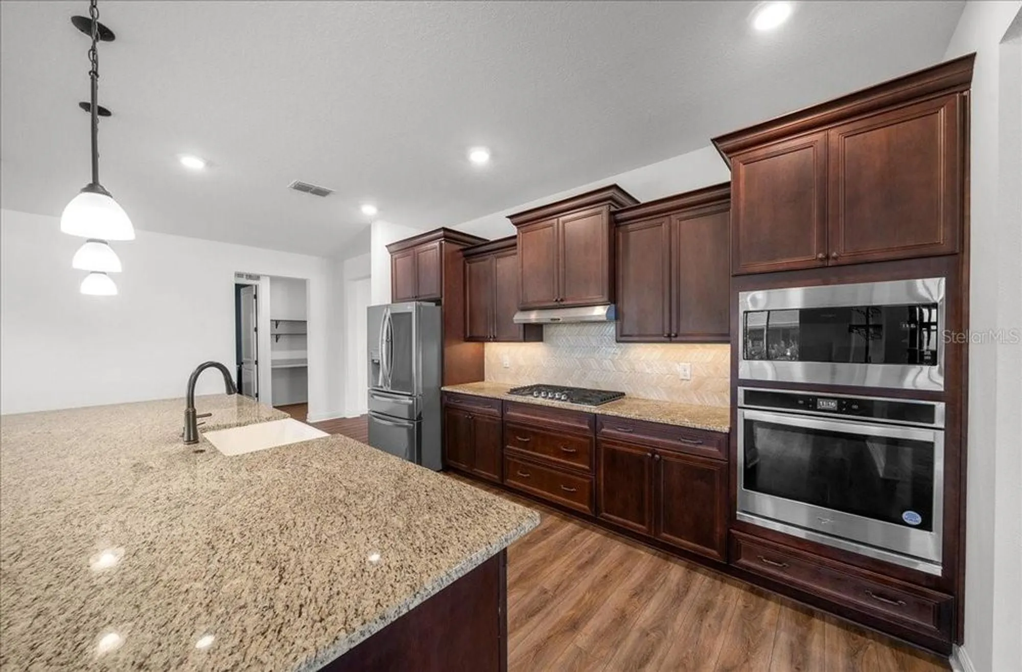 Property Slideshow image 32 of 63 | 8233 sw 93rd ter, Ocala, FL, 34481