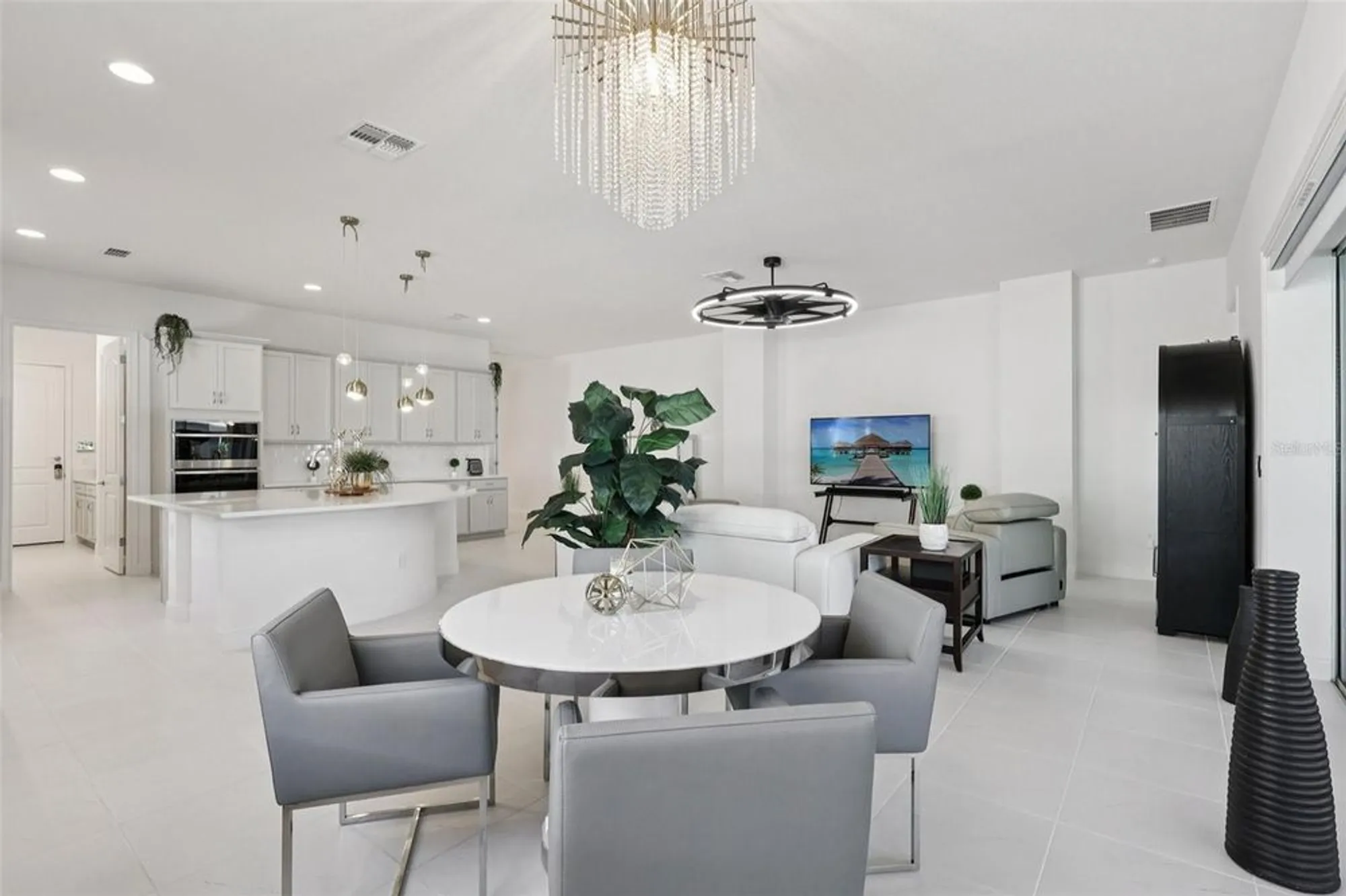 Property Slideshow image 4 of 42 | 5027 dancy ln, Saint Cloud, FL, 34772