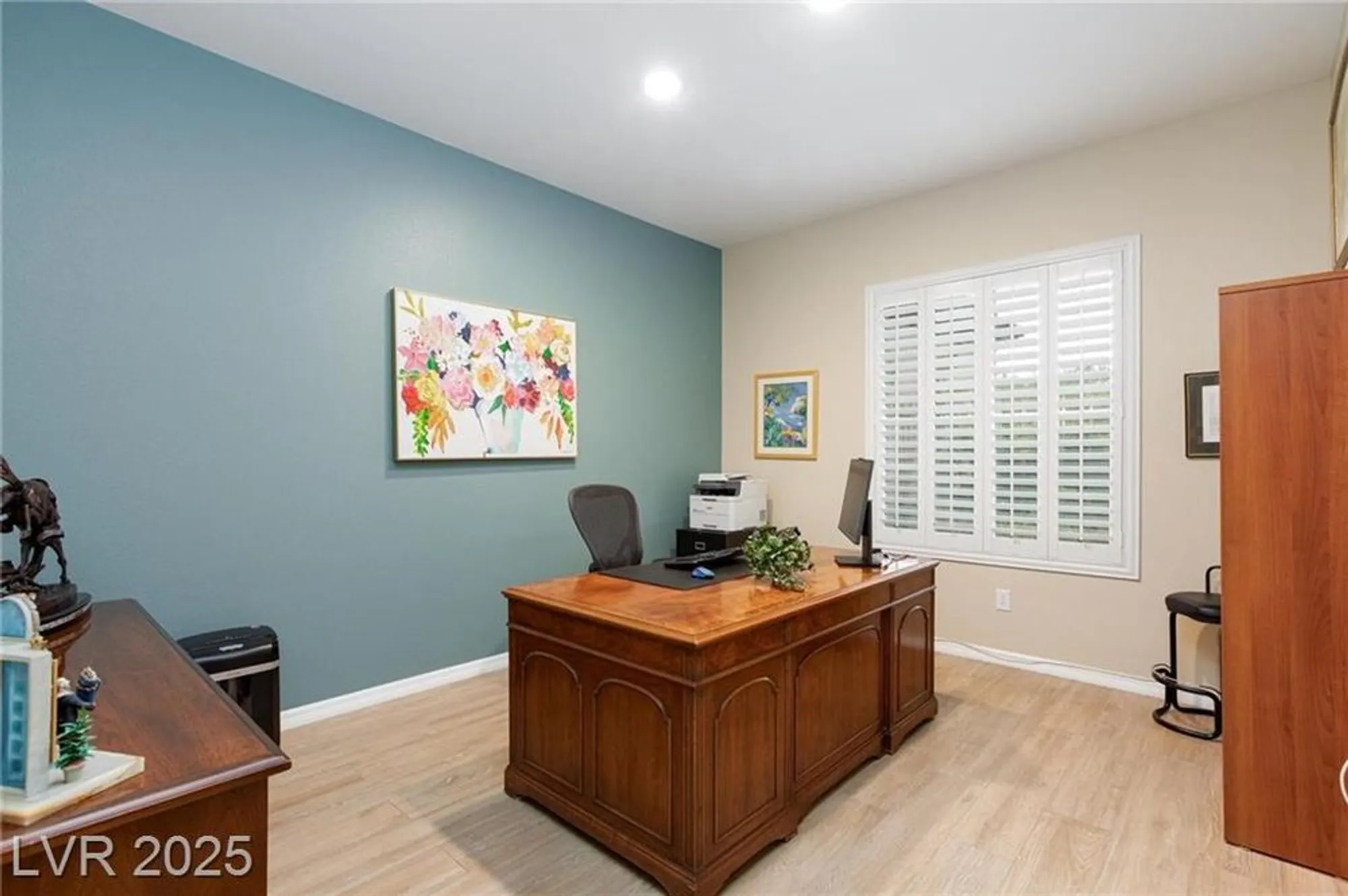 Property Slideshow image 9 of 43 | 2120 twin falls dr, Henderson, NV, 89044