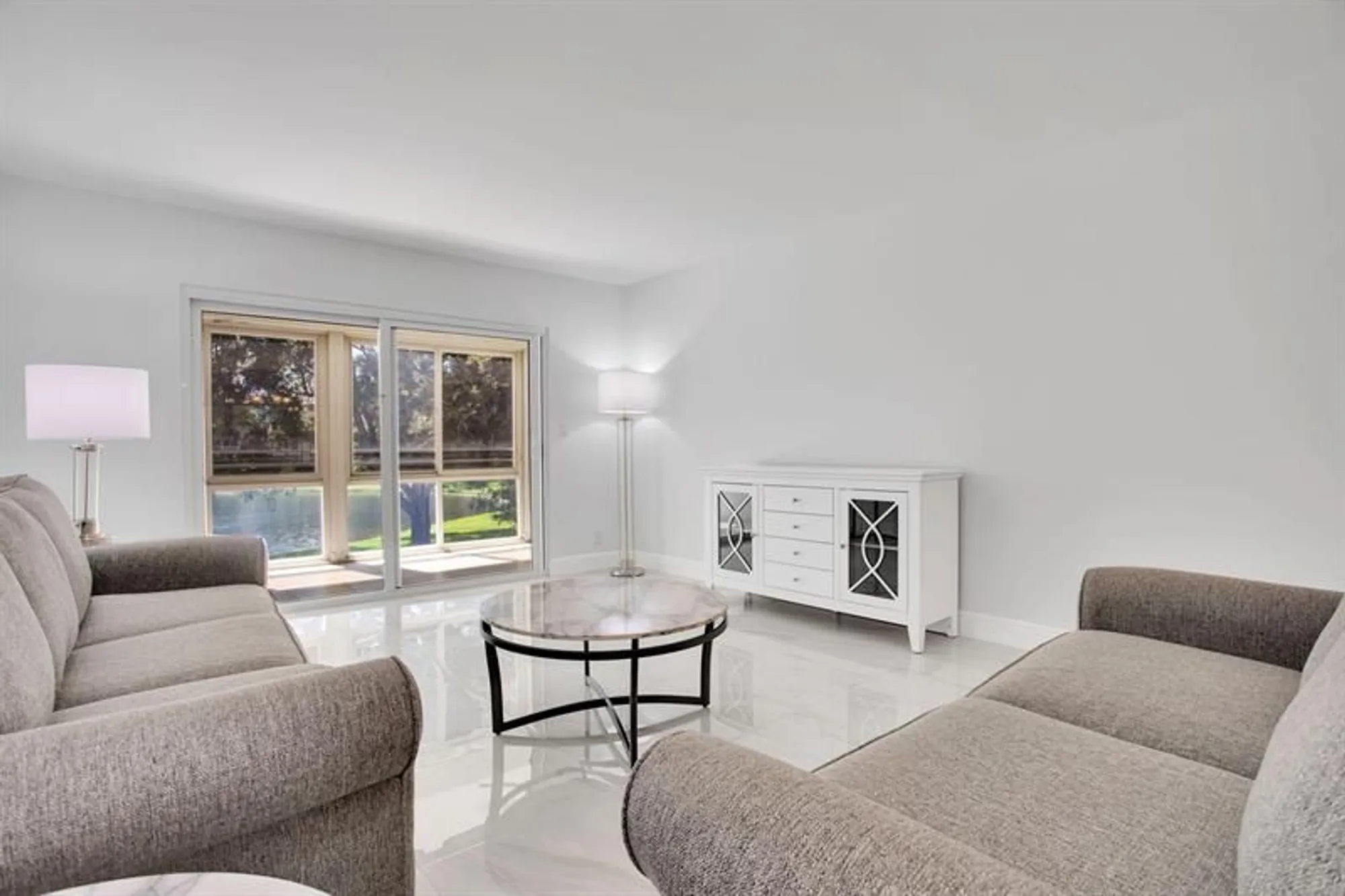 Property Slideshow image 10 of 32 | 2202 lucaya bnd h2, Coconut Creek, FL, 33066