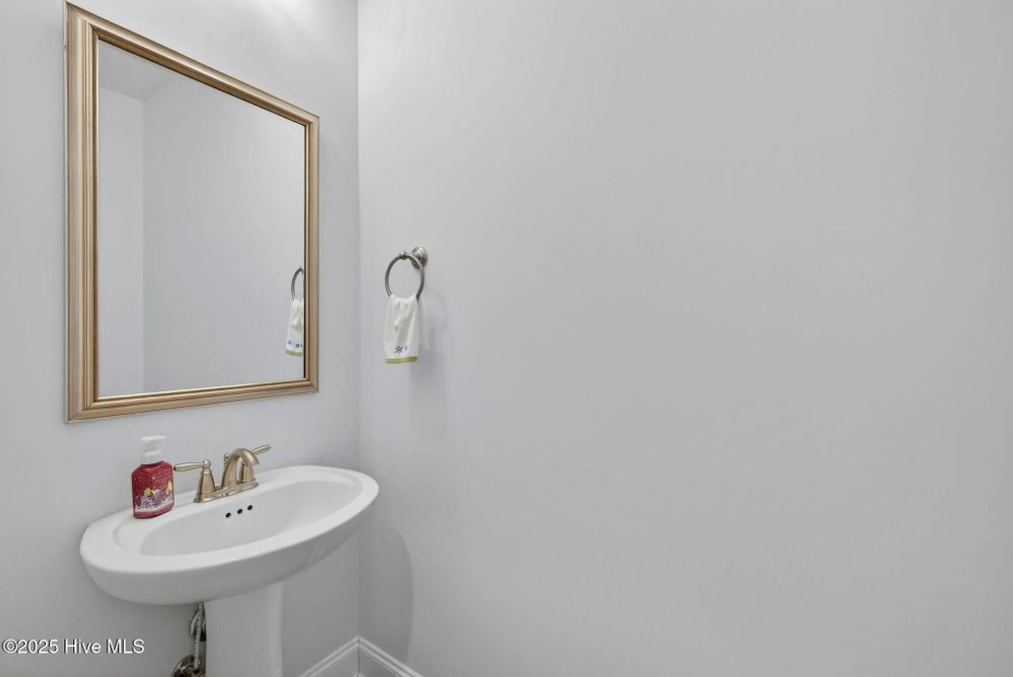 Property Slideshow image 36 of 72 | 3629 excelsior ln, Castle Hayne, NC, 28429